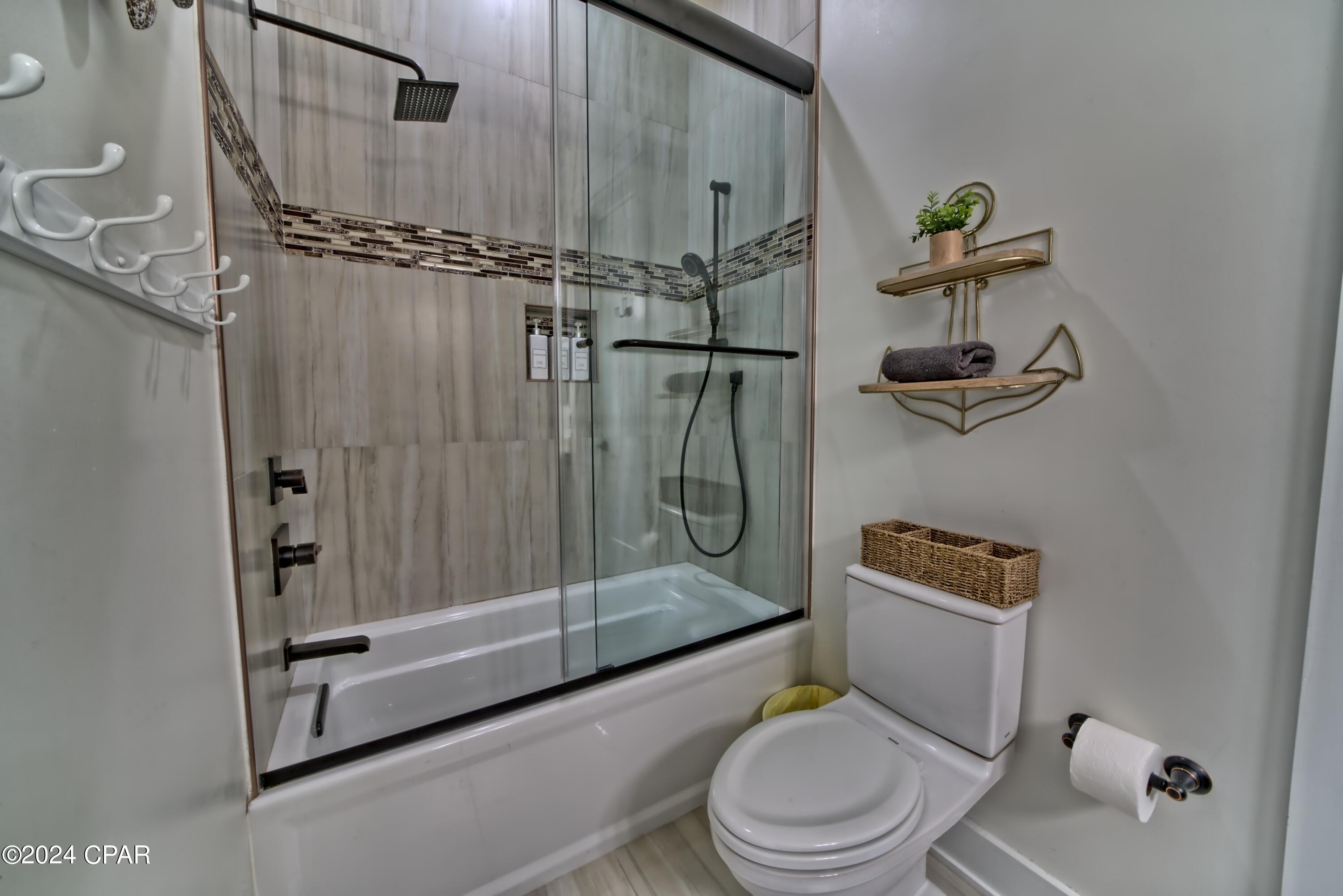 Image 31 For 21222 Front Beach Road