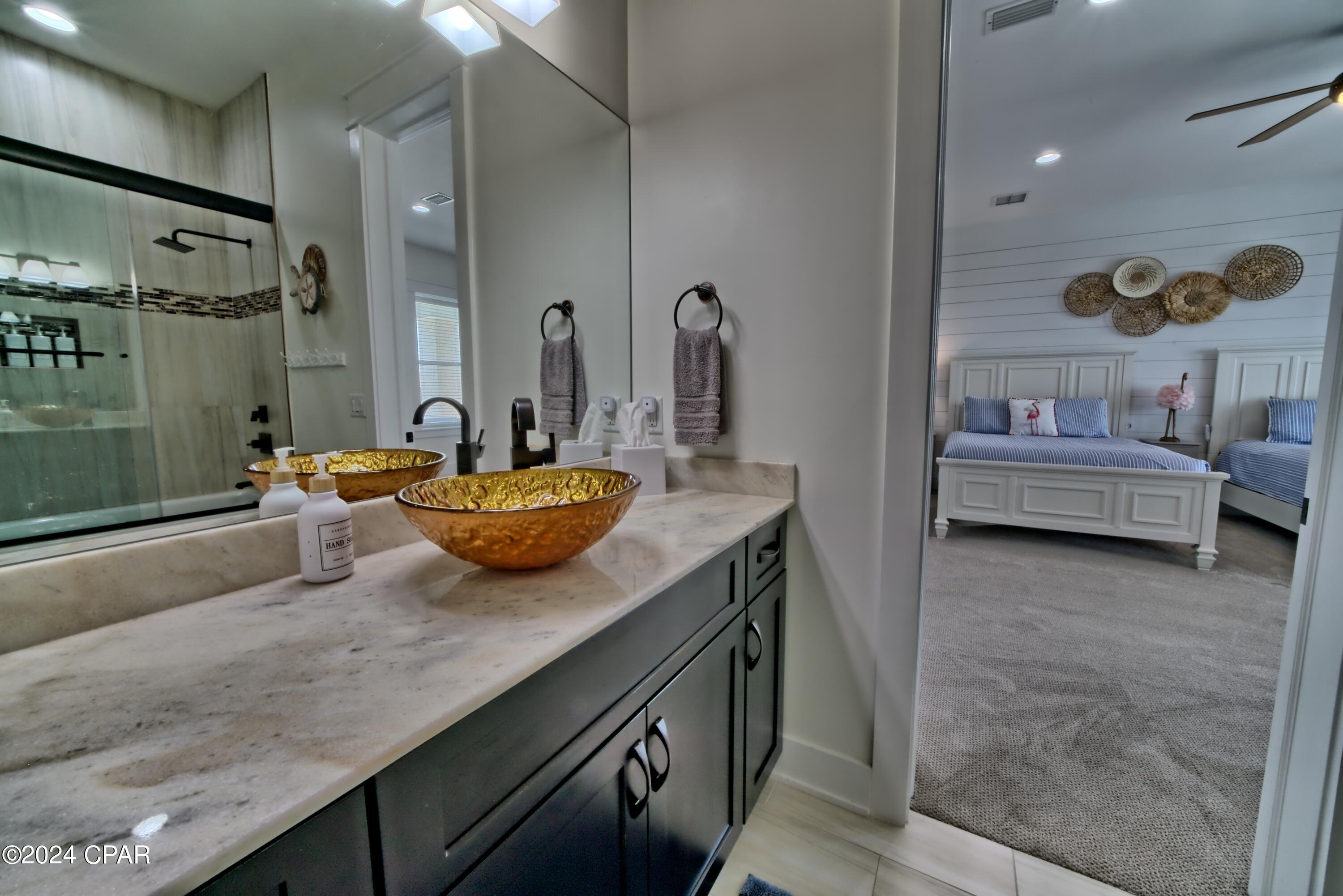 Image 33 For 21222 Front Beach Road