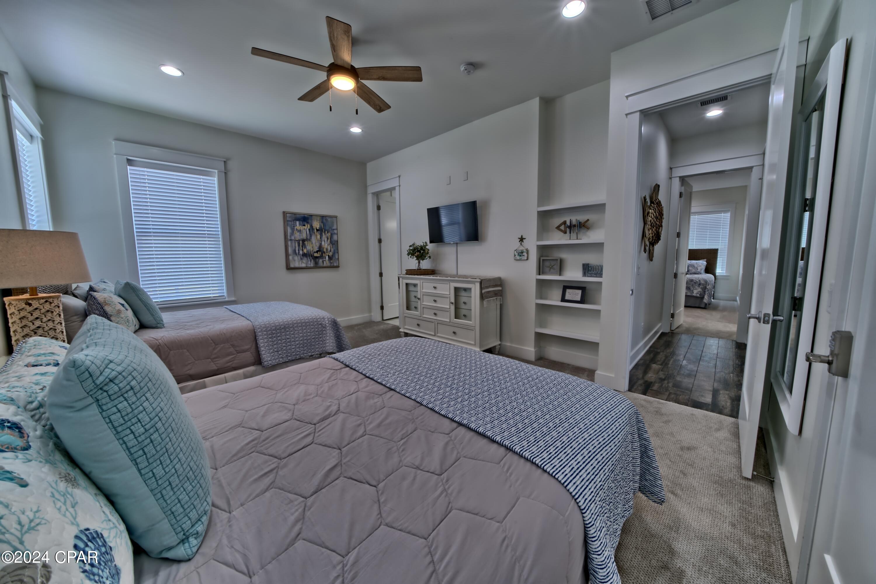 Image 49 For 21222 Front Beach Road