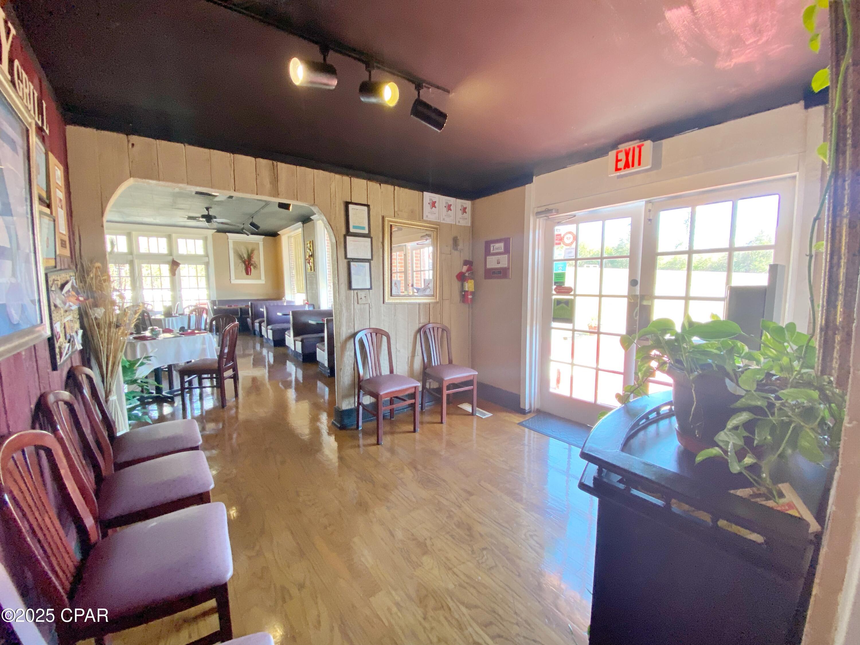 Image 12 For 3297 Caverns Road