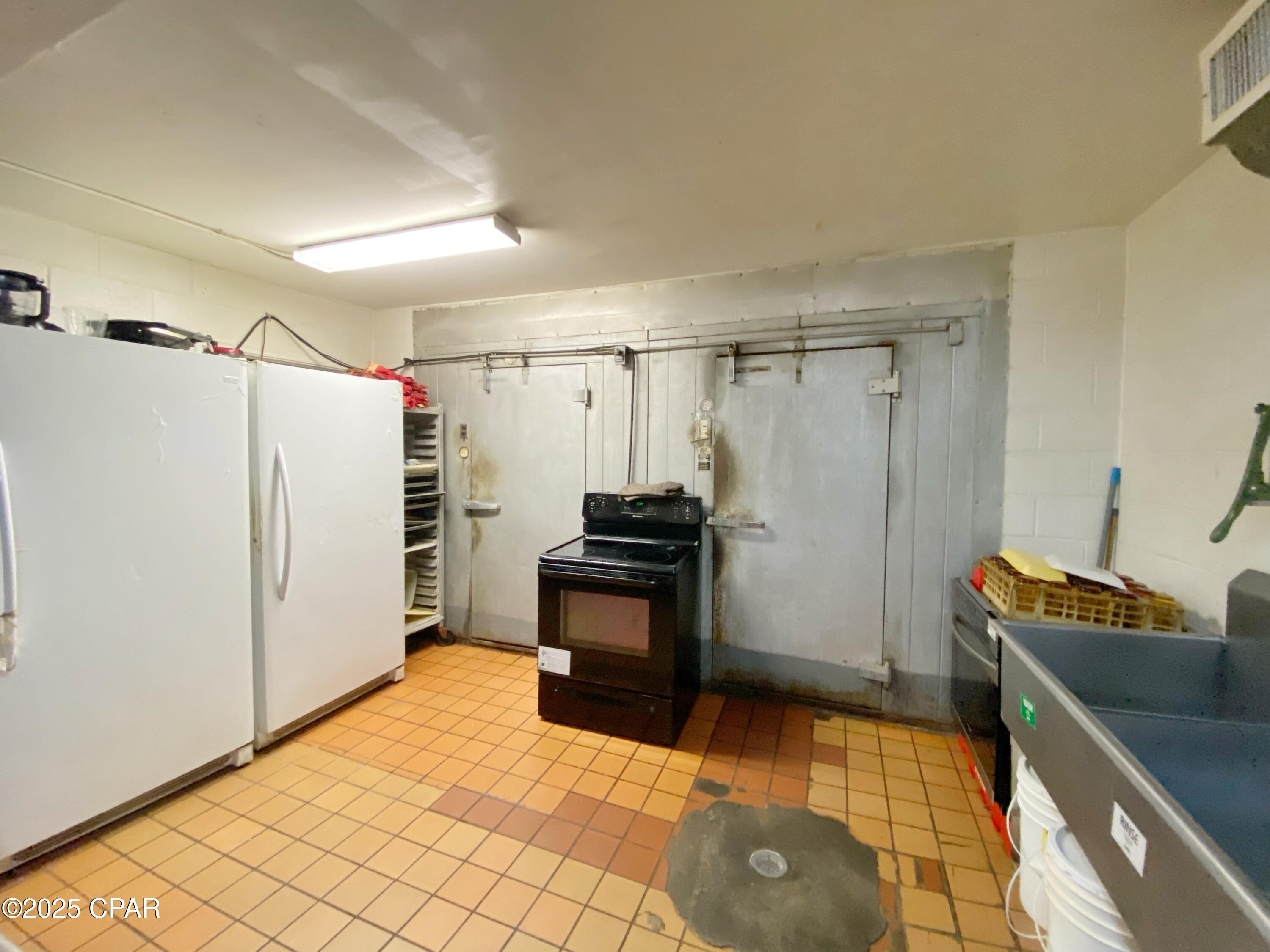 Image 18 For 3297 Caverns Road