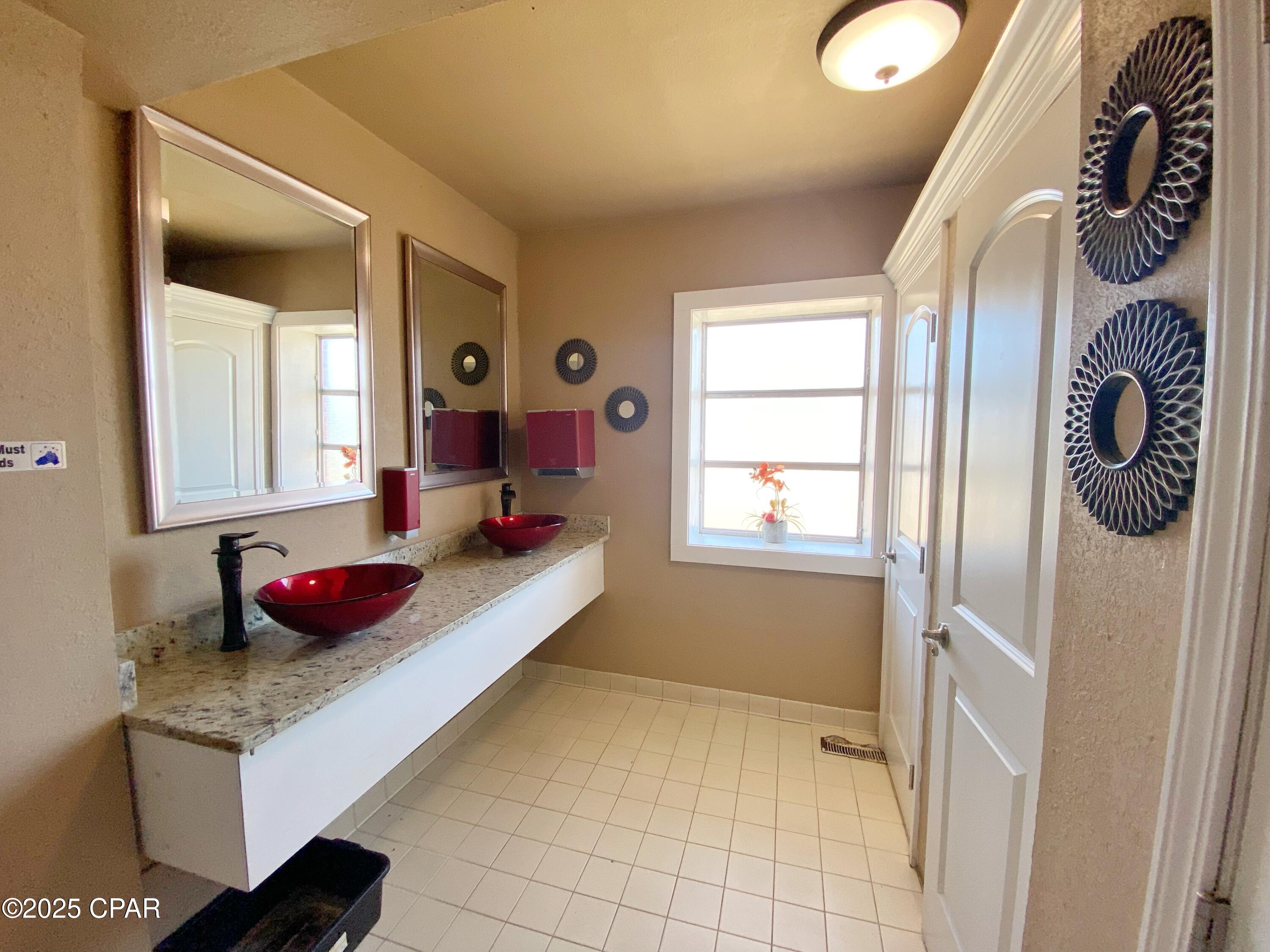 Image 26 For 3297 Caverns Road