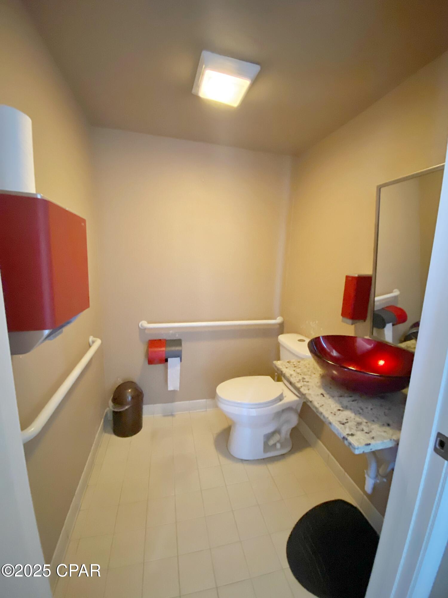 Image 31 For 3297 Caverns Road