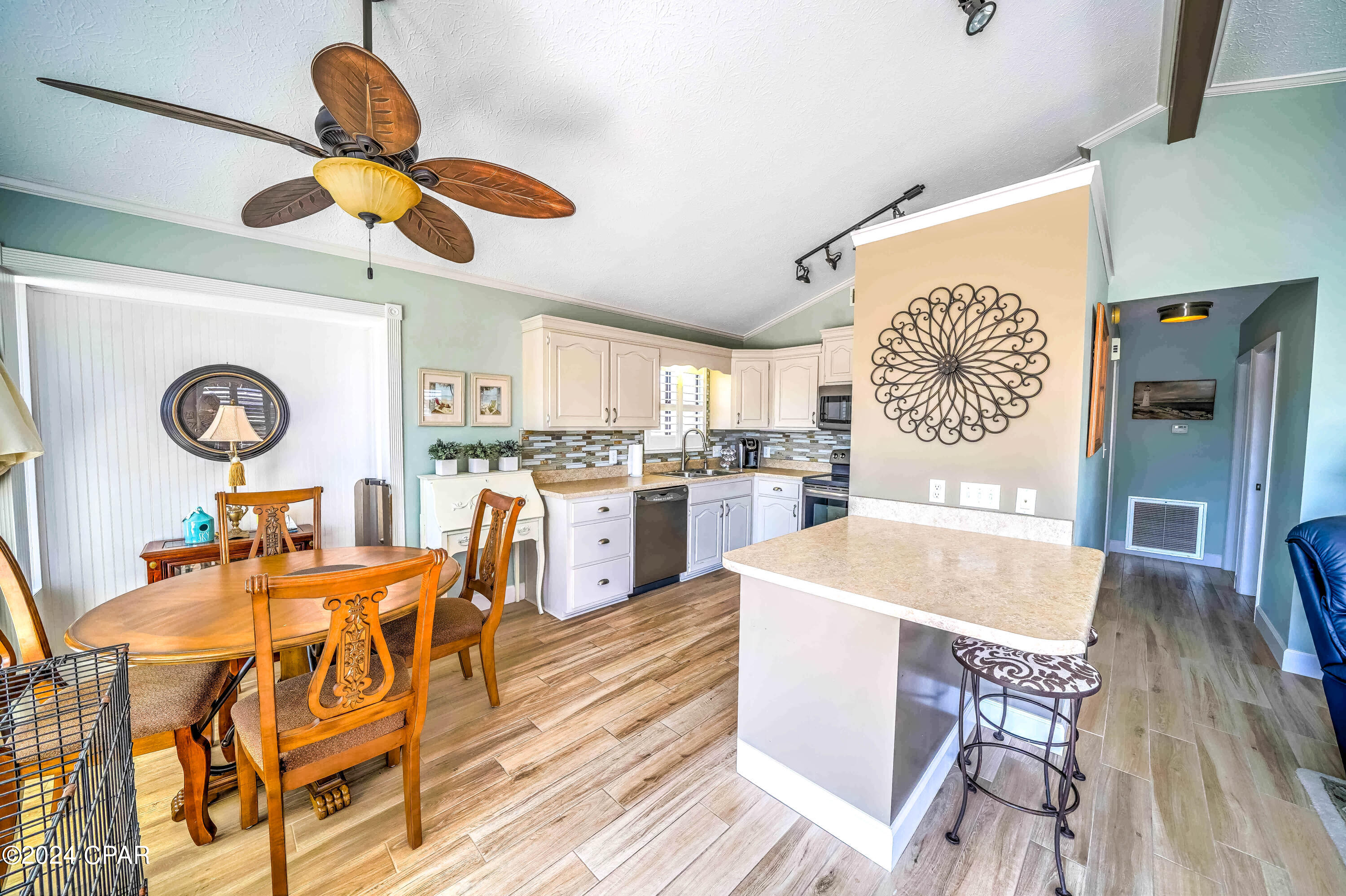 Image 12 For 355 Amberjack Drive