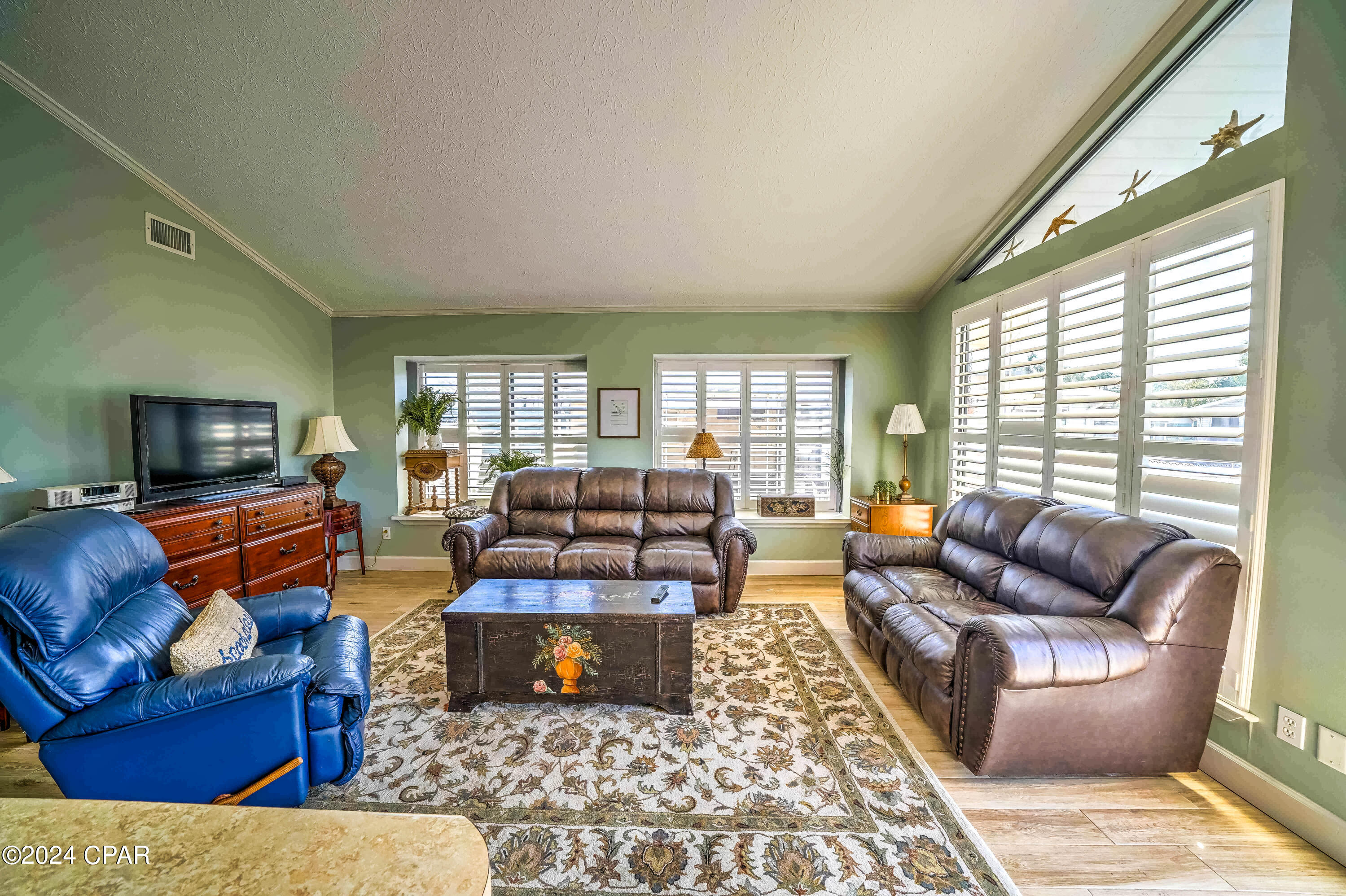 Image 8 For 355 Amberjack Drive