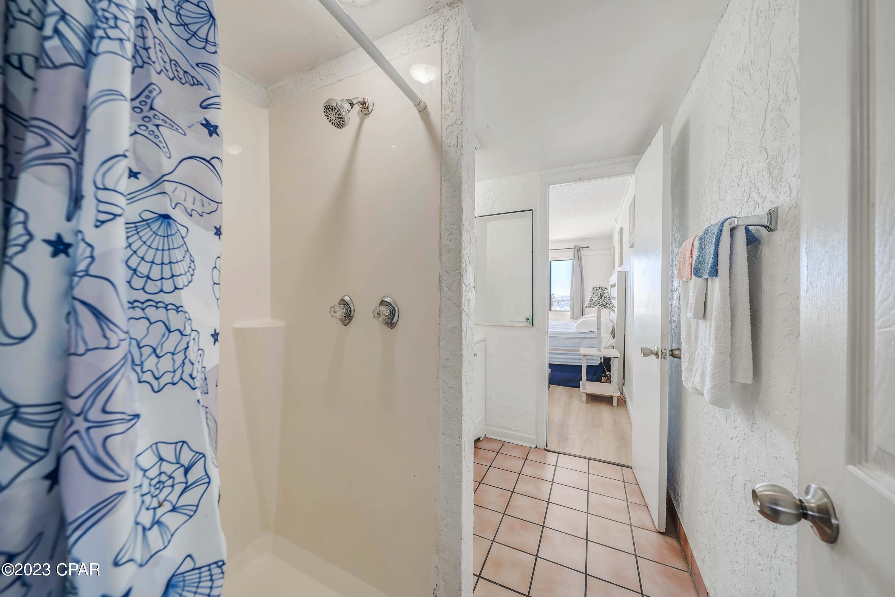 Image 16 For 15617 Front Beach  108