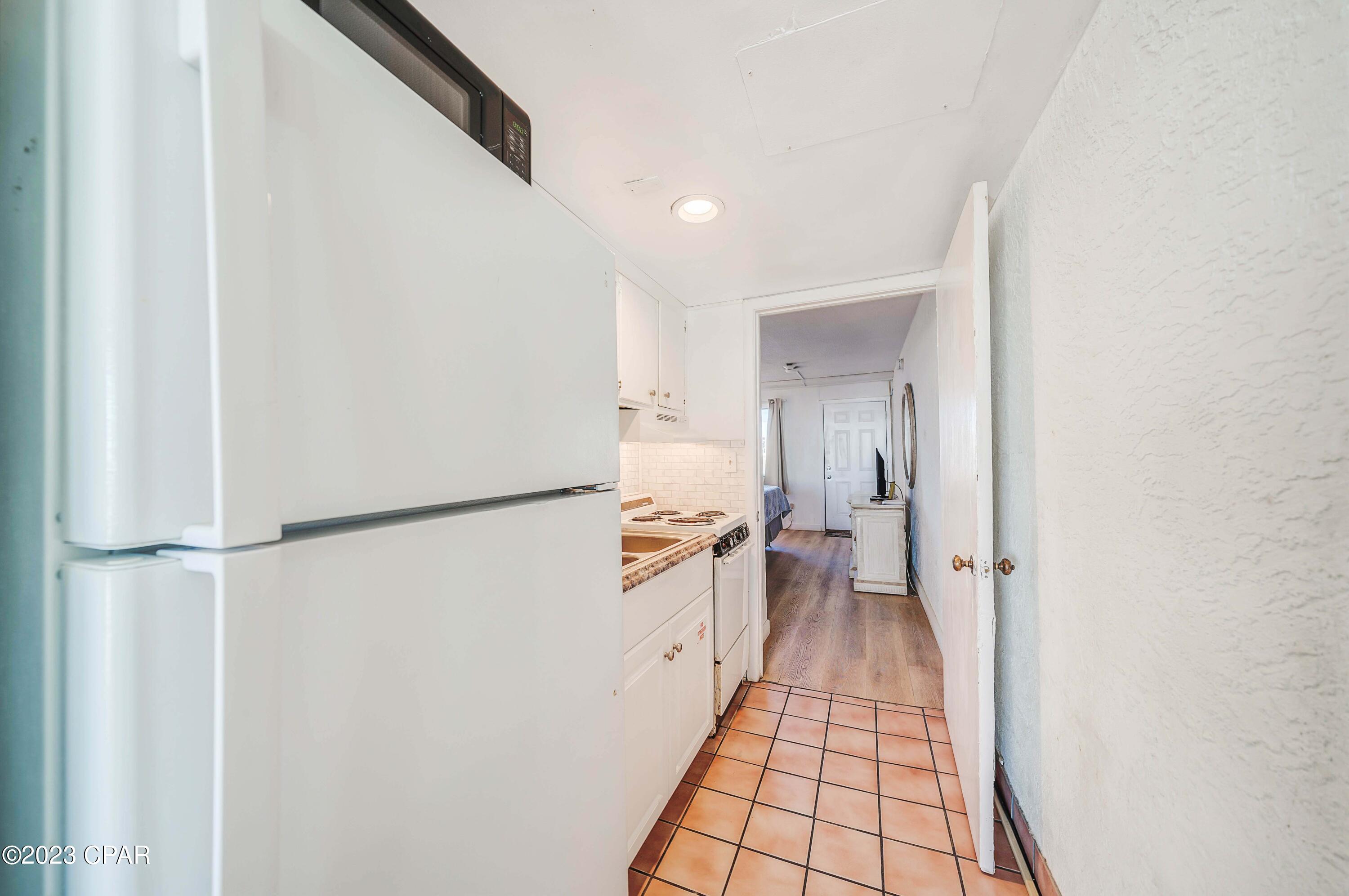 Image 9 For 15617 Front Beach  108