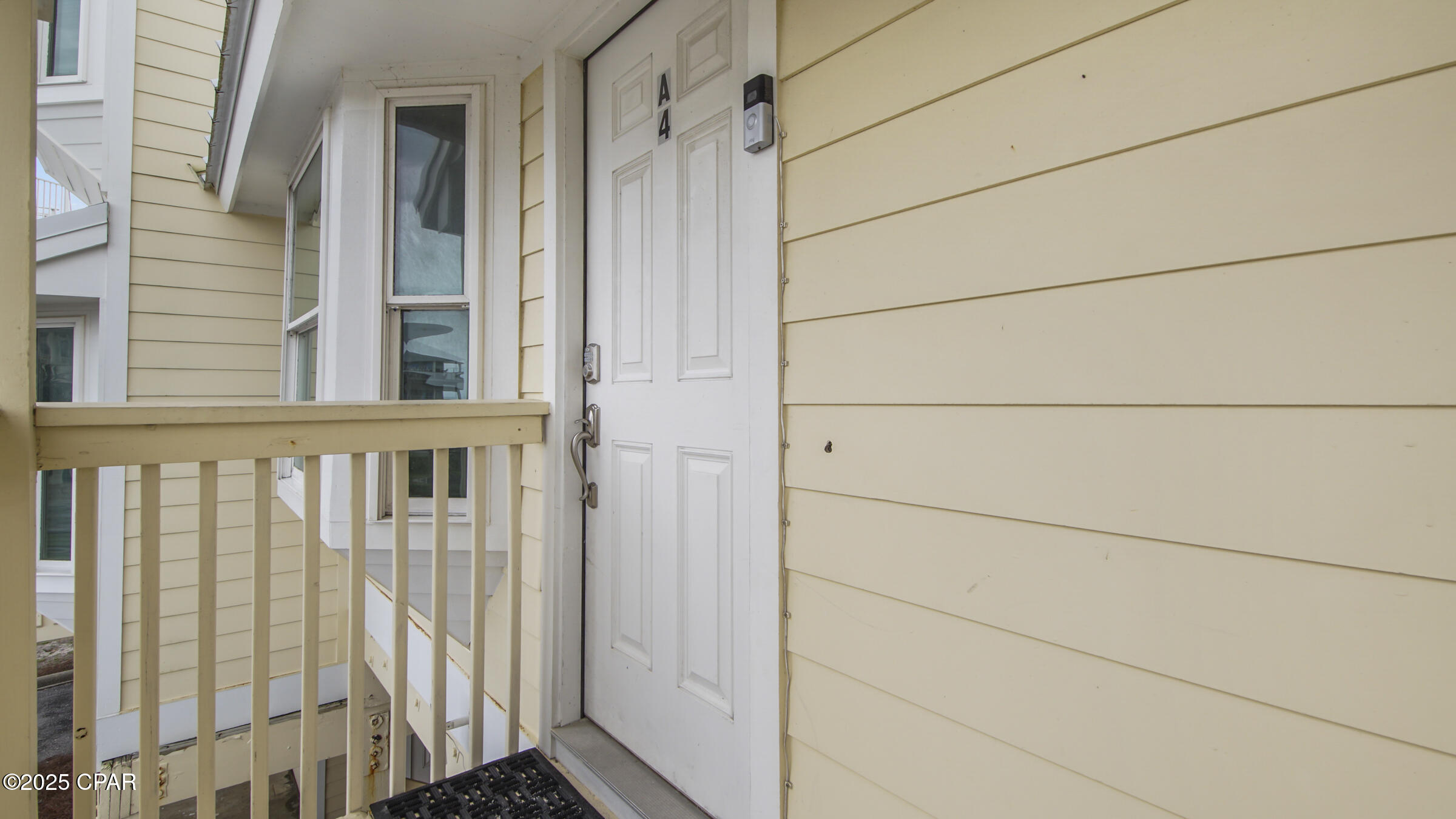 Image 11 For 654 Seacliff Drive 4