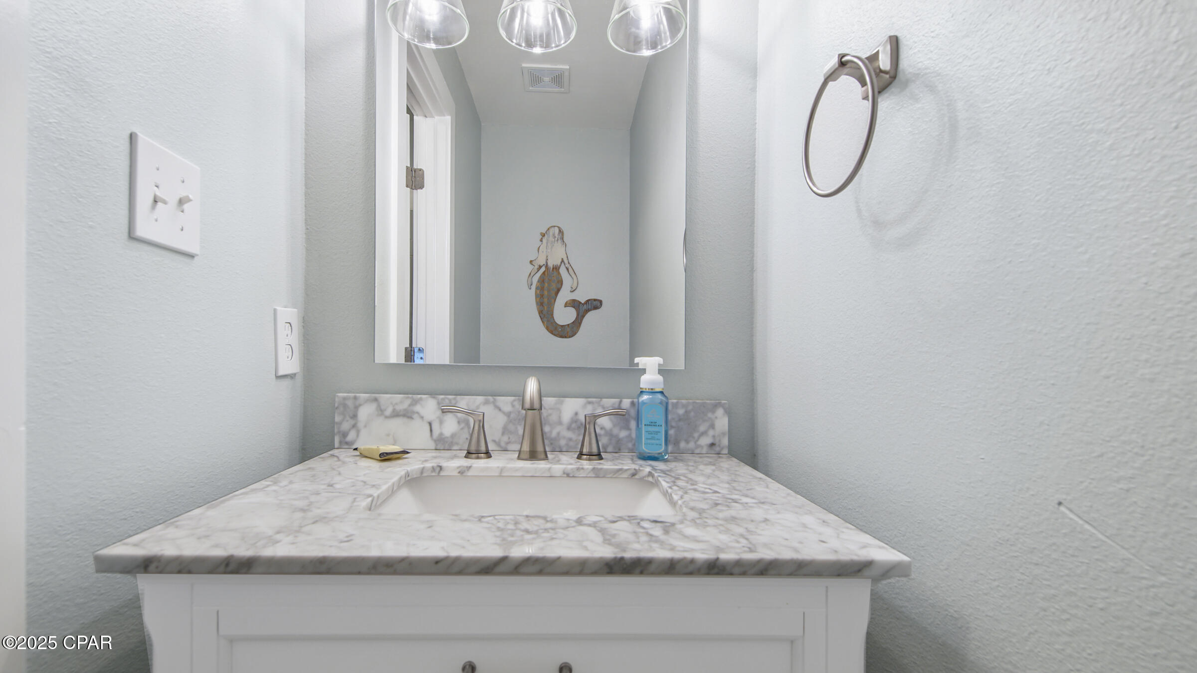 Image 30 For 654 Seacliff Drive 4