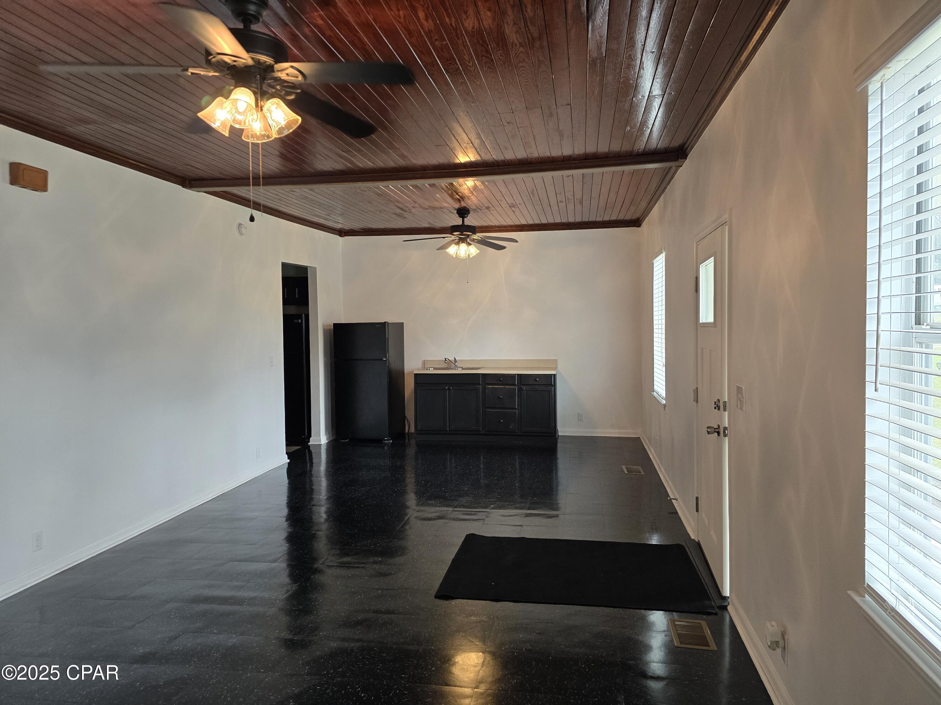 Image 10 For 4396 Florence Drive