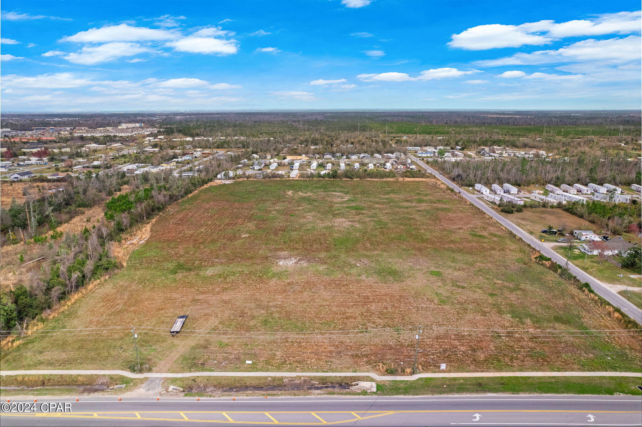 Listing photo id 12 for 401 Kimbrel Avenue