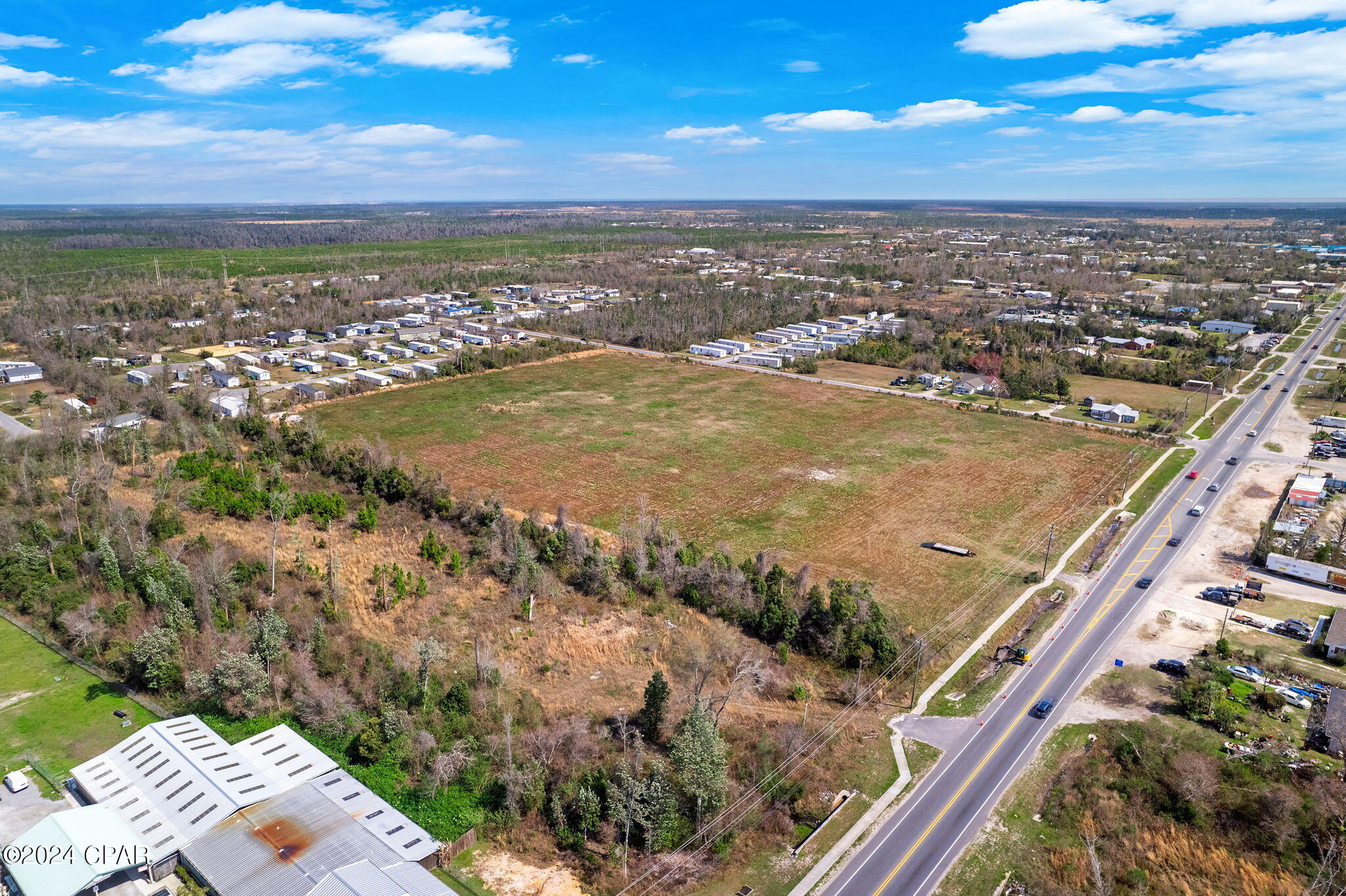 Listing photo id 7 for 401 Kimbrel Avenue