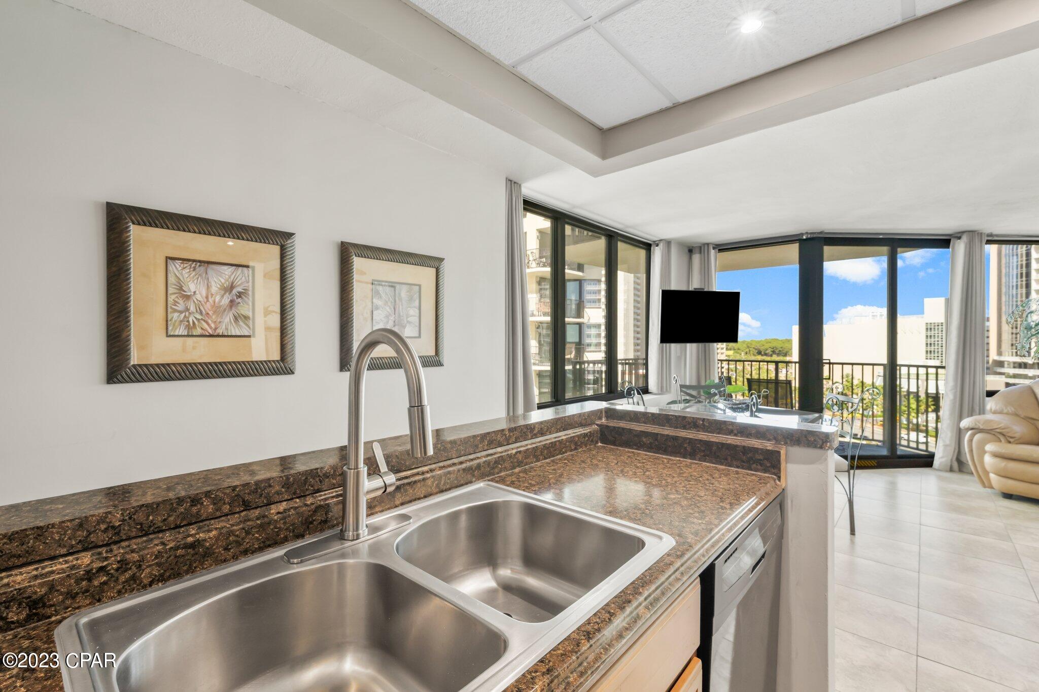 Image 7 For 9850 Thomas Drive 912e