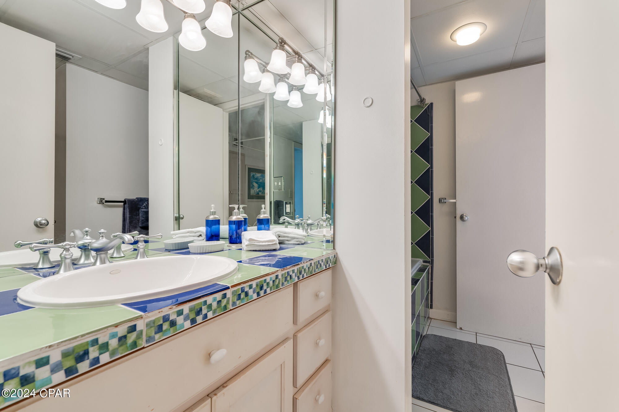 Image 17 For 9850 Thomas Drive 1109w