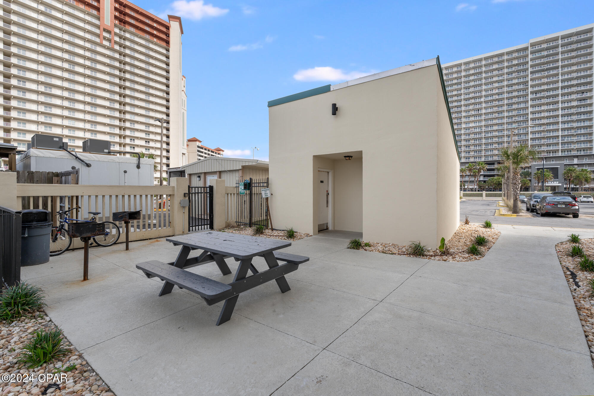 Image 38 For 9850 Thomas Drive 1109w