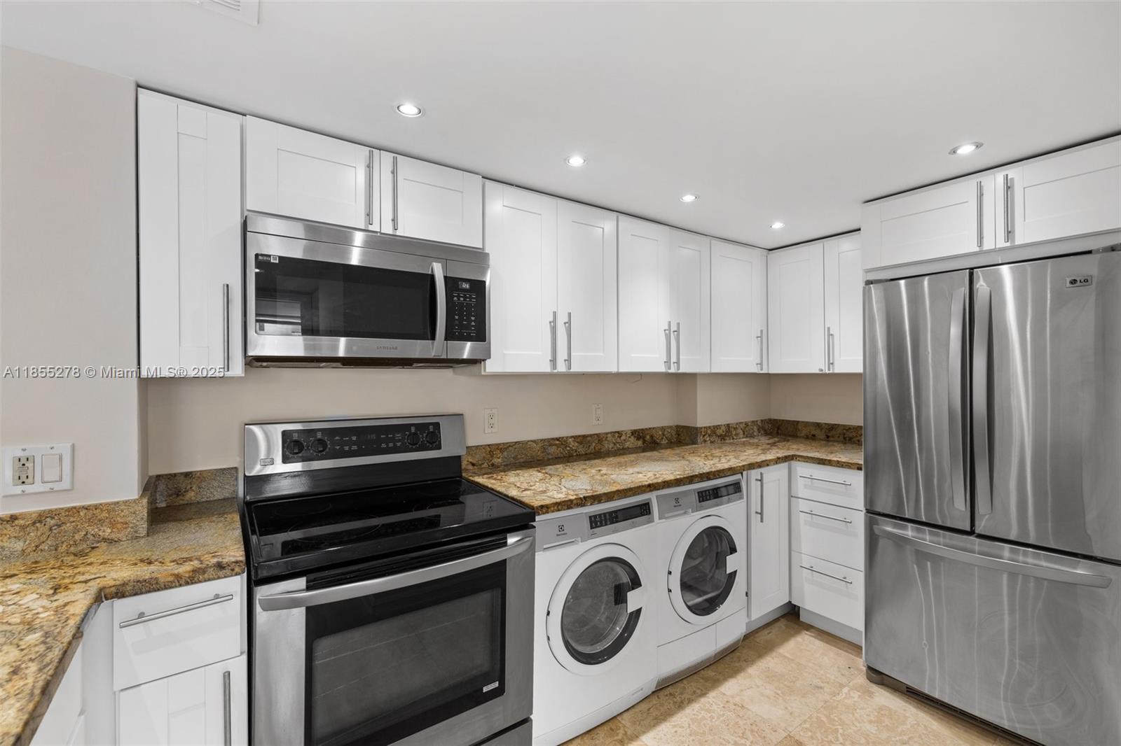 770 Claughton Island Dr #1703, Miami FL 33131