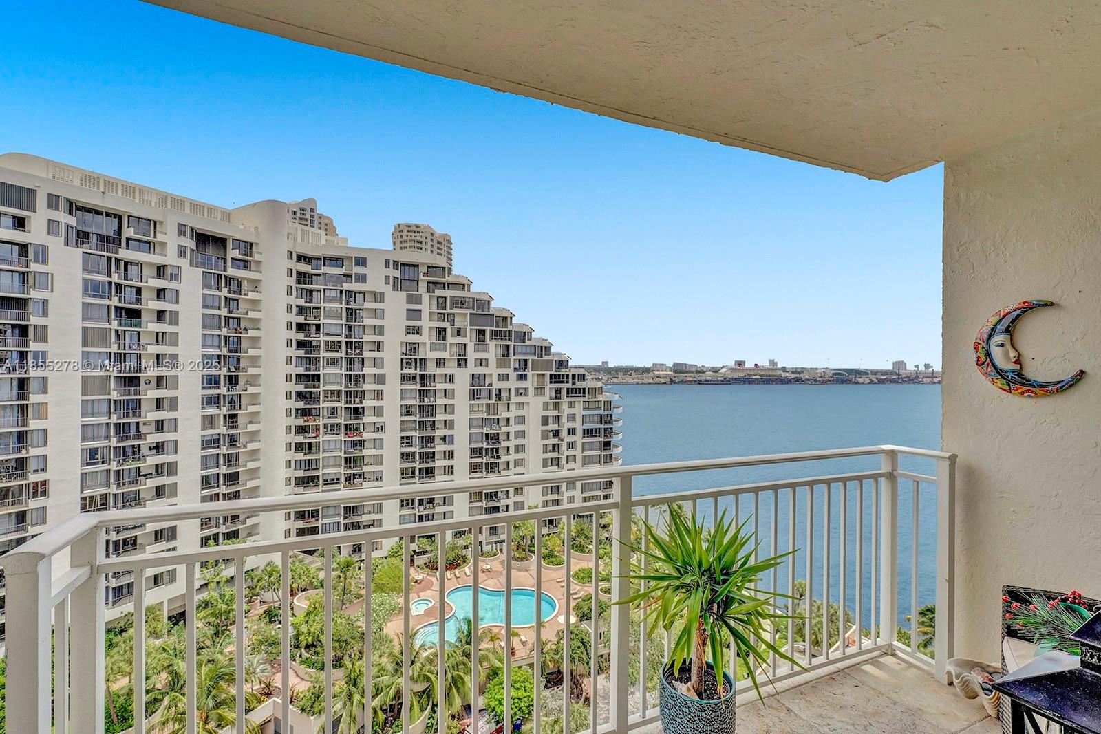 770 Claughton Island Dr #1703, Miami FL 33131