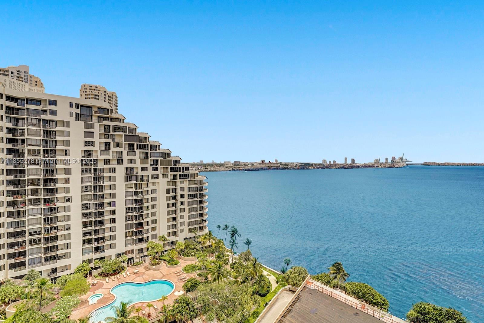 770 Claughton Island Dr #1703, Miami FL 33131