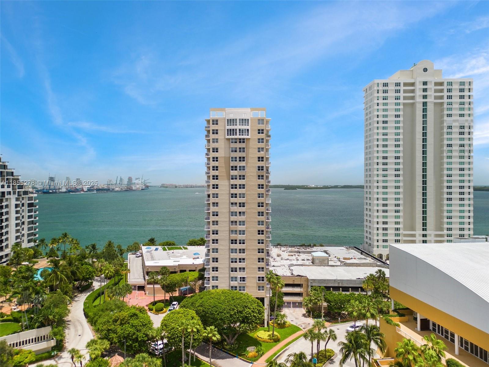 770 Claughton Island Dr #1703, Miami FL 33131