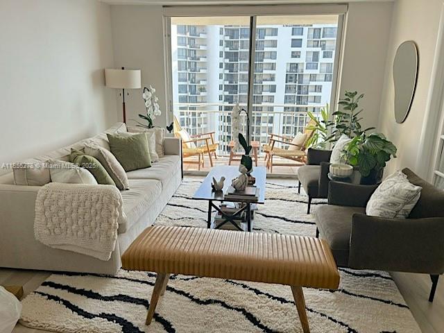 770 Claughton Island Dr #1703, Miami FL 33131