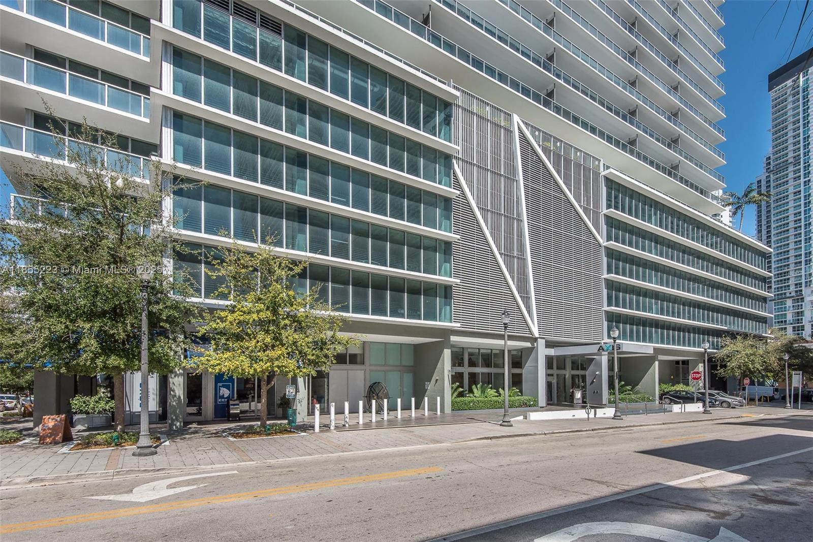 The Axis On Brickell