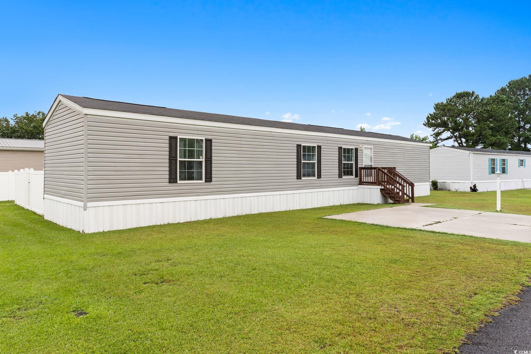 1050 Colonial Ln. Conway, SC 29526