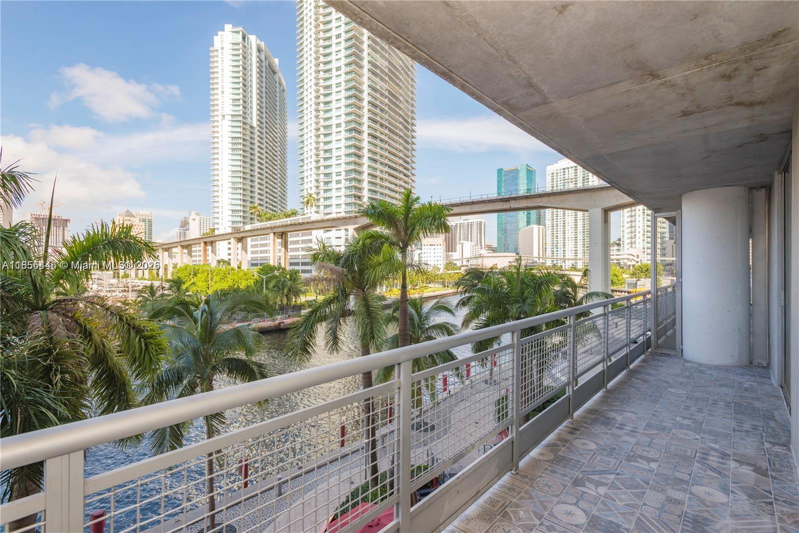 690 SW 1st Ct #405, Miami FL 33130