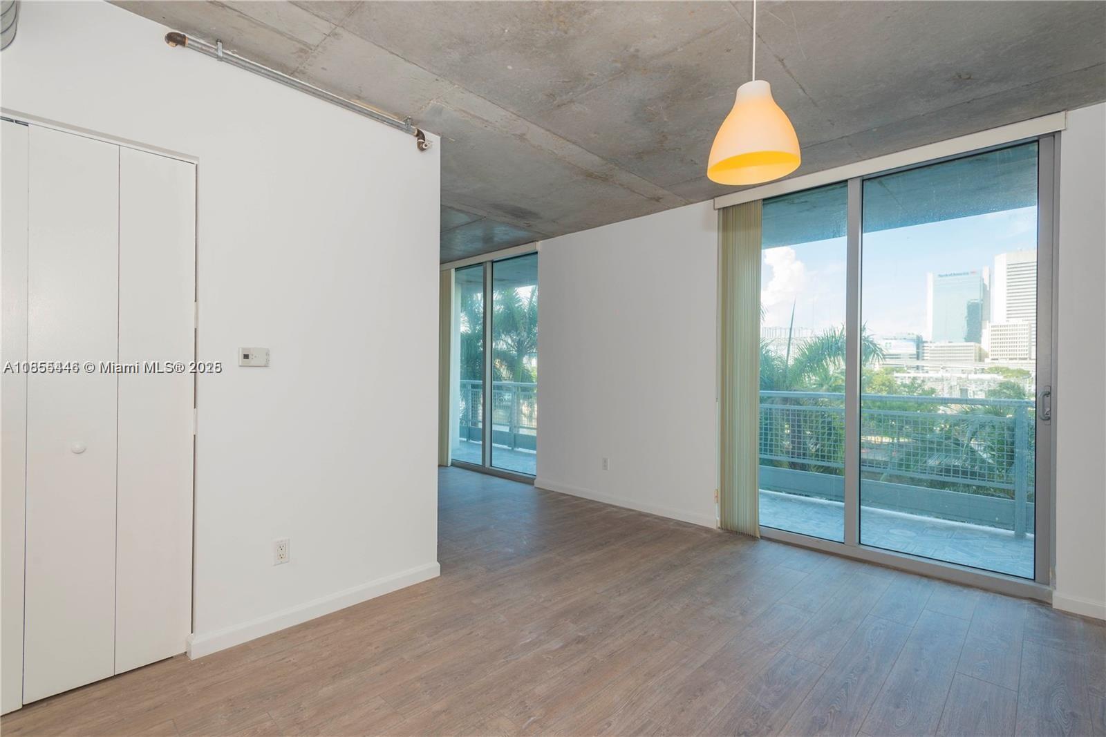 690 SW 1st Ct #405, Miami FL 33130