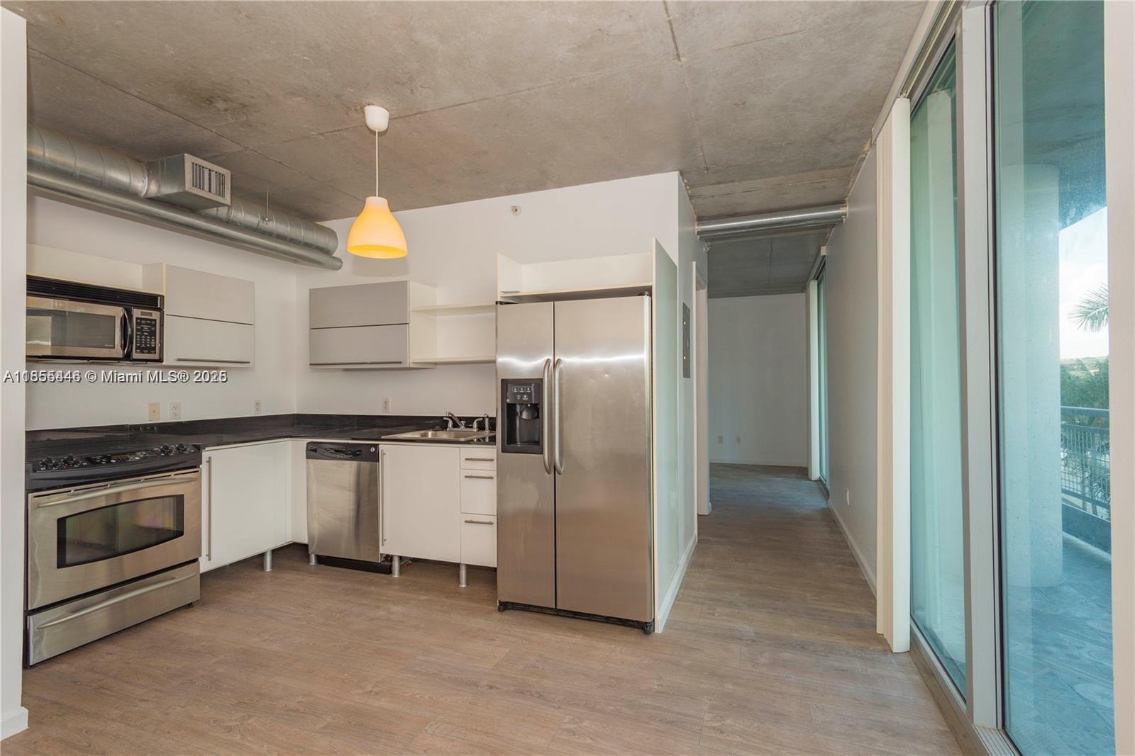 690 SW 1st Ct #405, Miami FL 33130