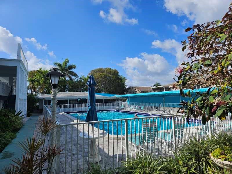 Homes for sale in Lighthouse Point, FL | 2151 Ne 42nd Ct #230, Lighthouse Point, FL 33064 | MLS# F10519251