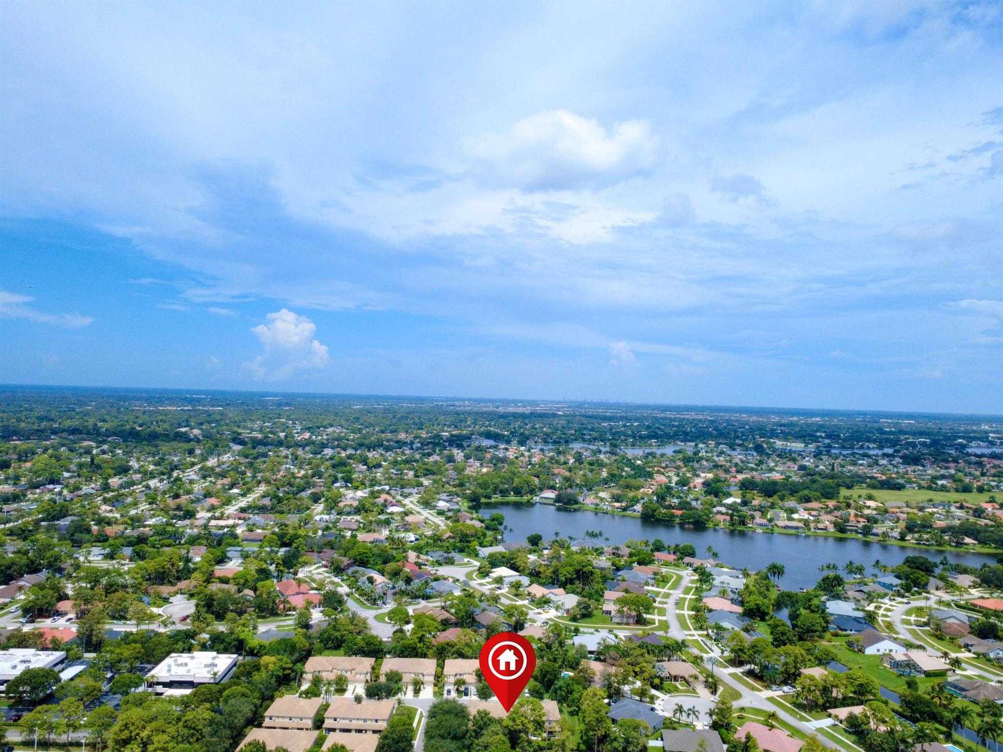 Homes for sale in Wellington, FL | 1527 Barrymore Court, Wellington, FL 33414 | MLS# R11114174