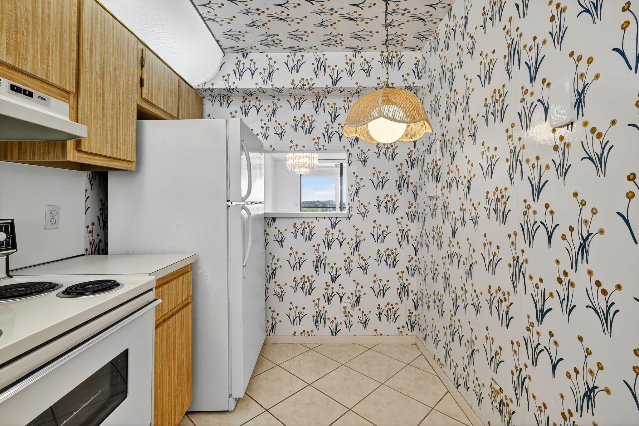 Homes for sale in Lake Worth, FL | 4640 Lucerne Lakes Boulevard #503, Lake Worth, FL 33467 | MLS# R11114194