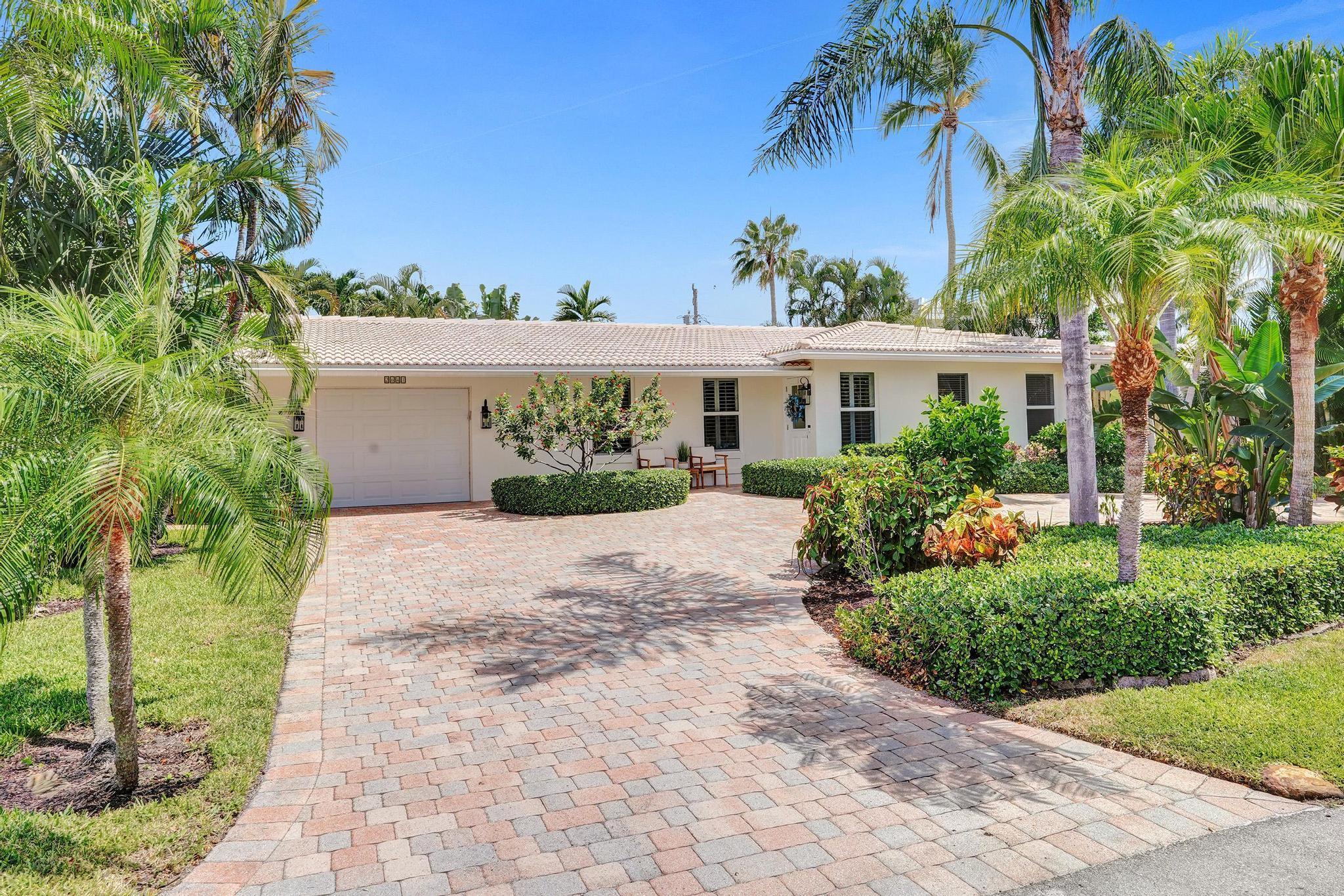 2641 Ne 52nd Street Lighthouse Point FL 33064 | R11114208