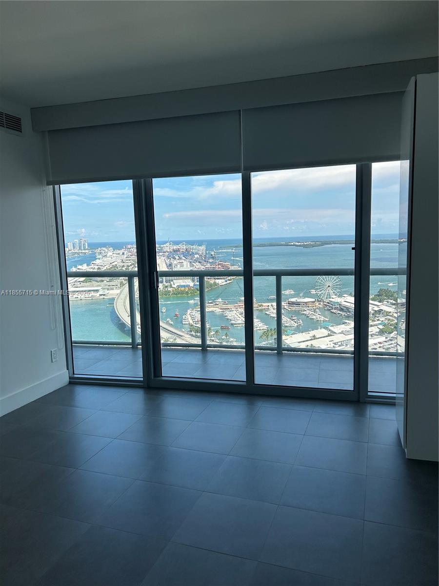 888 Biscayne Blvd #4106, Miami FL 33132