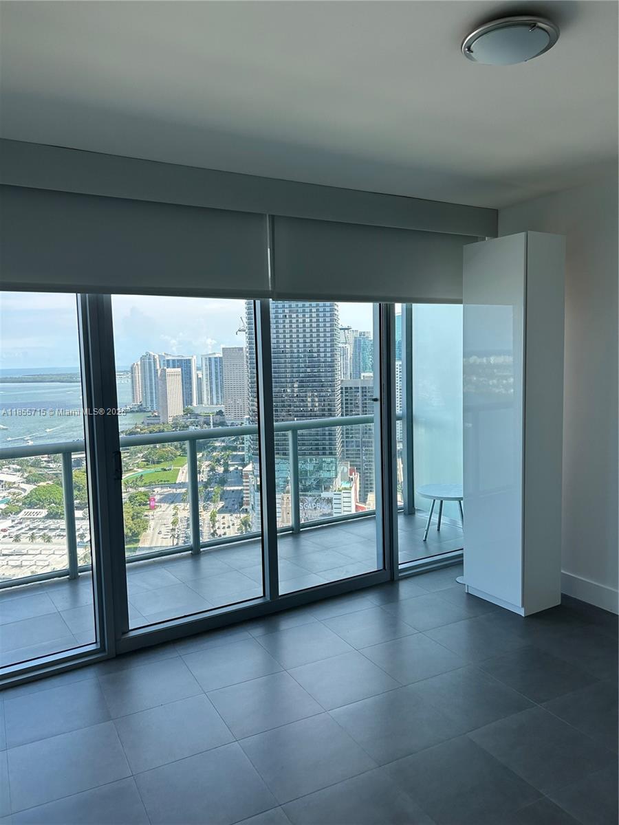 888 Biscayne Blvd #4106, Miami FL 33132