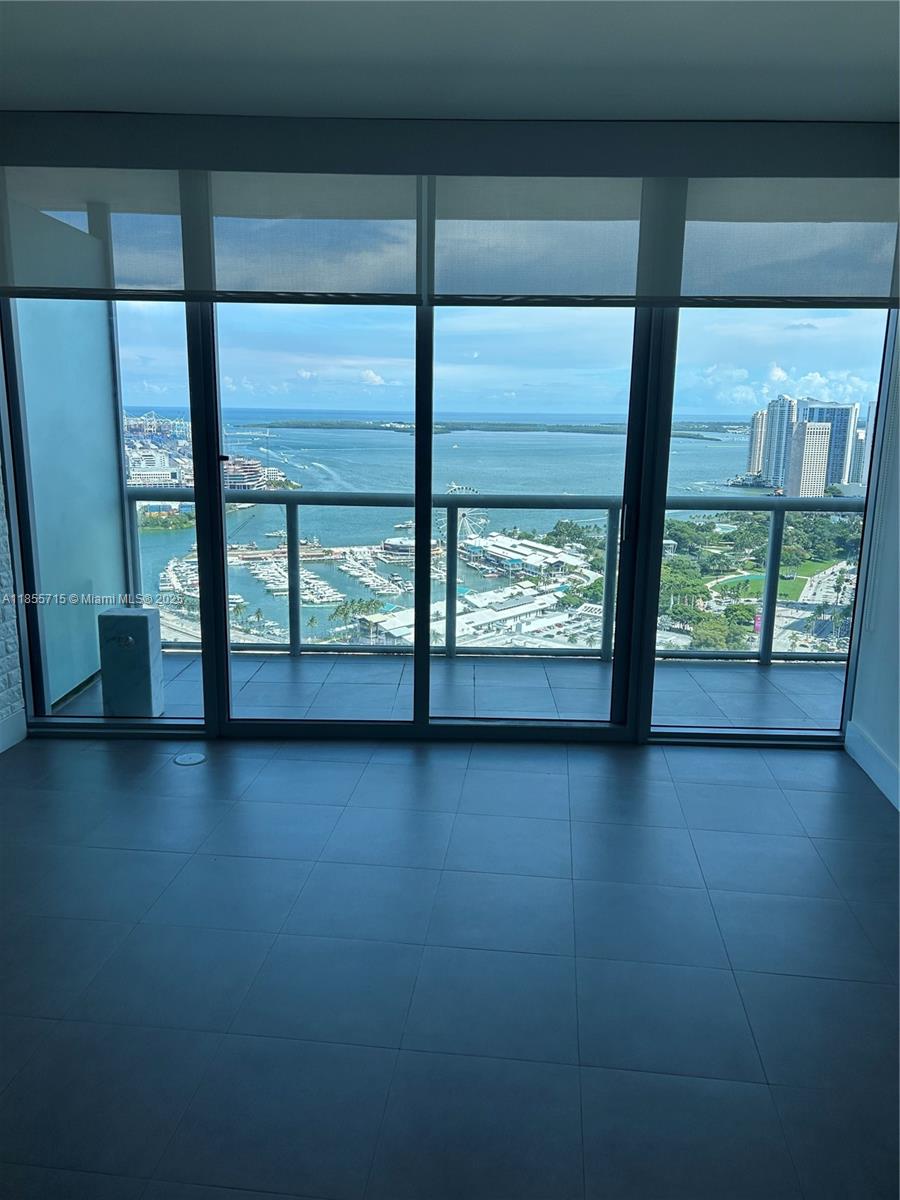 888 Biscayne Blvd #4106, Miami FL 33132