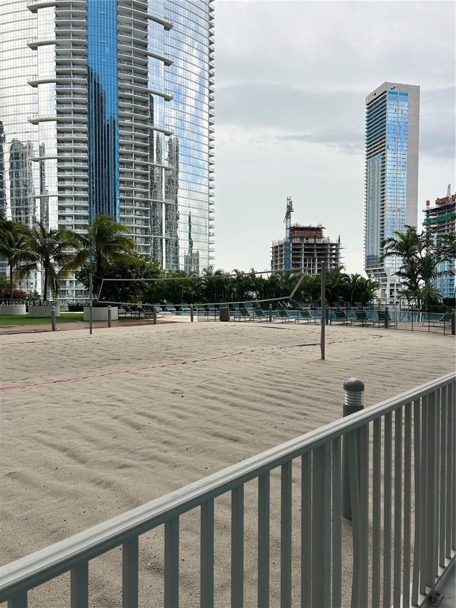 888 Biscayne Blvd #4106, Miami FL 33132