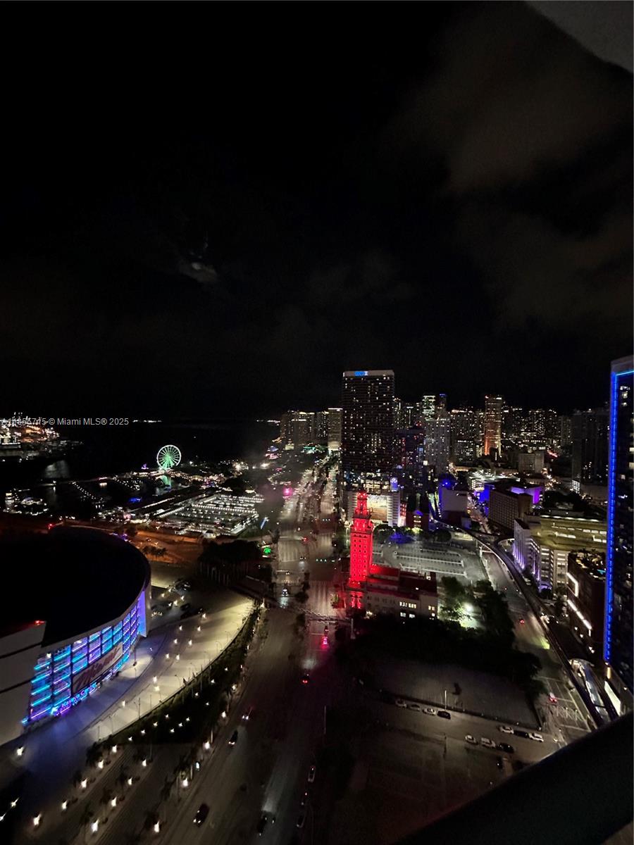 888 Biscayne Blvd #4106, Miami FL 33132
