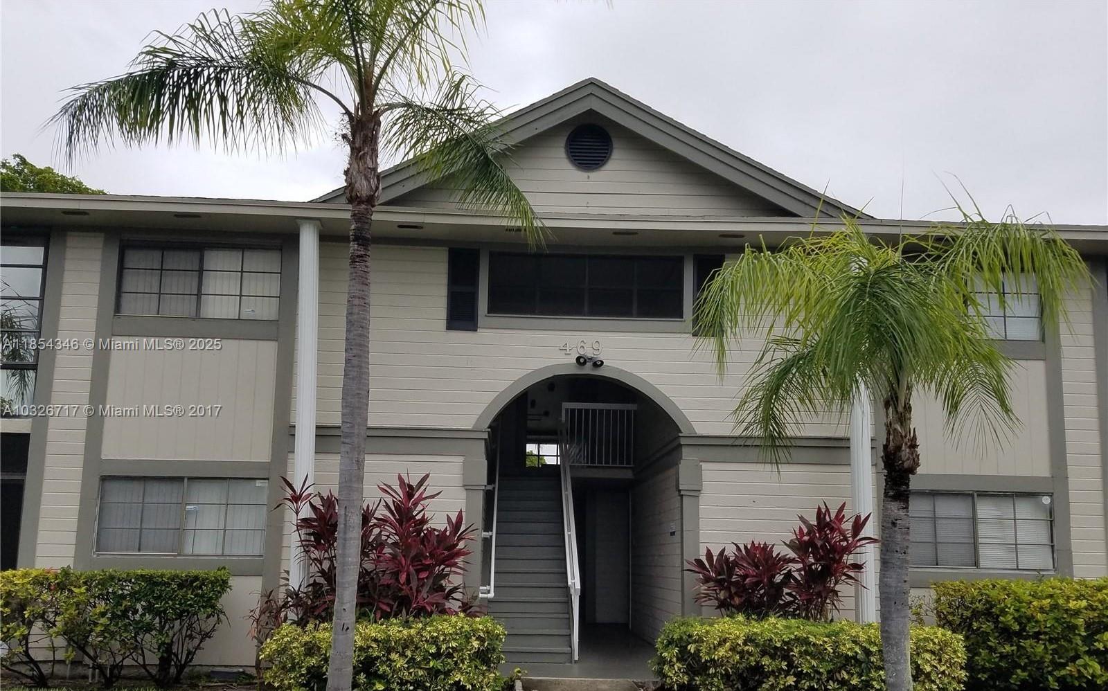 Carmel Lakes Condo No 1