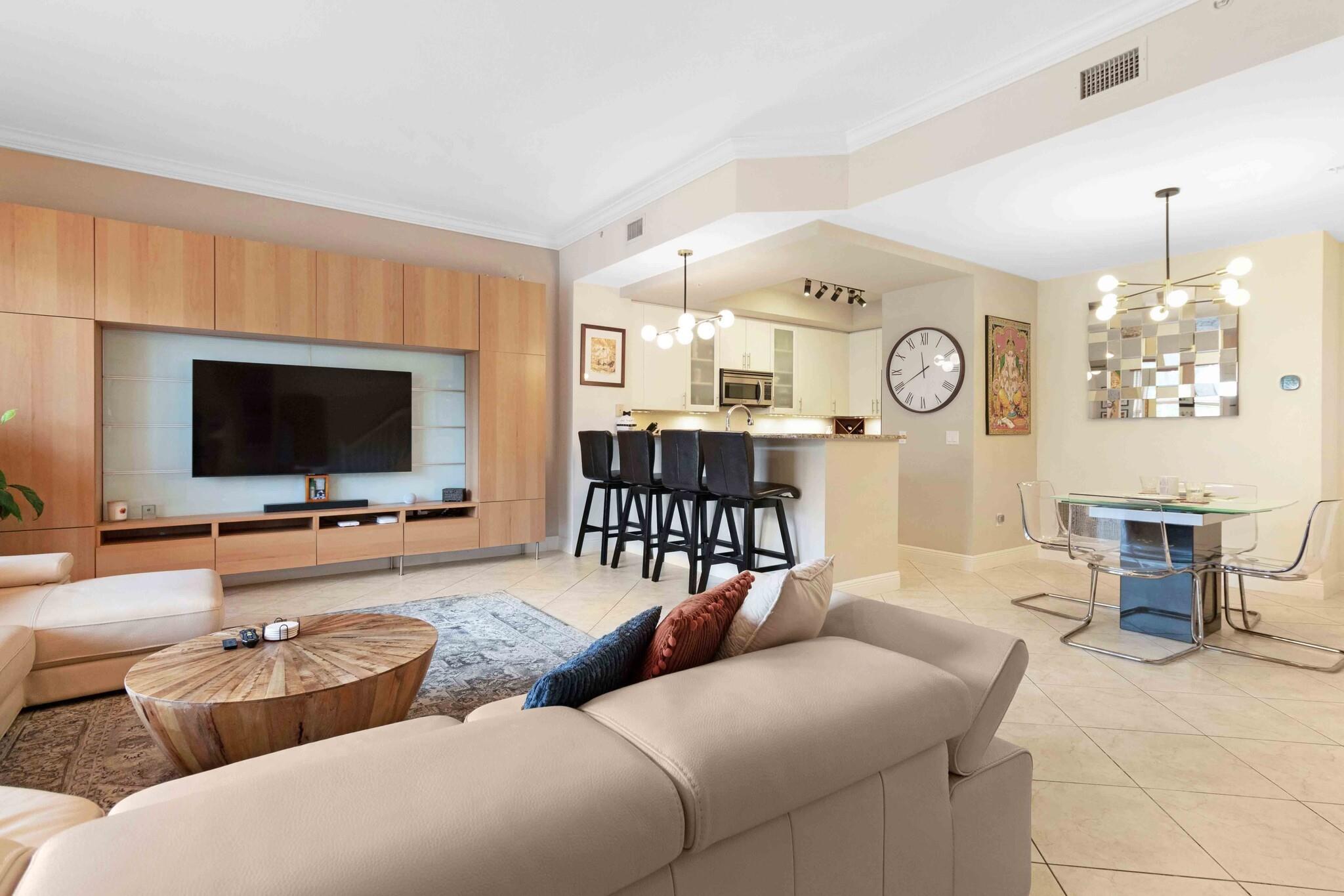 Homes for sale in Wilton Manors, FL | 2601 Ne 14th Ave #105, Wilton Manors, FL 33334 | MLS# F10519539