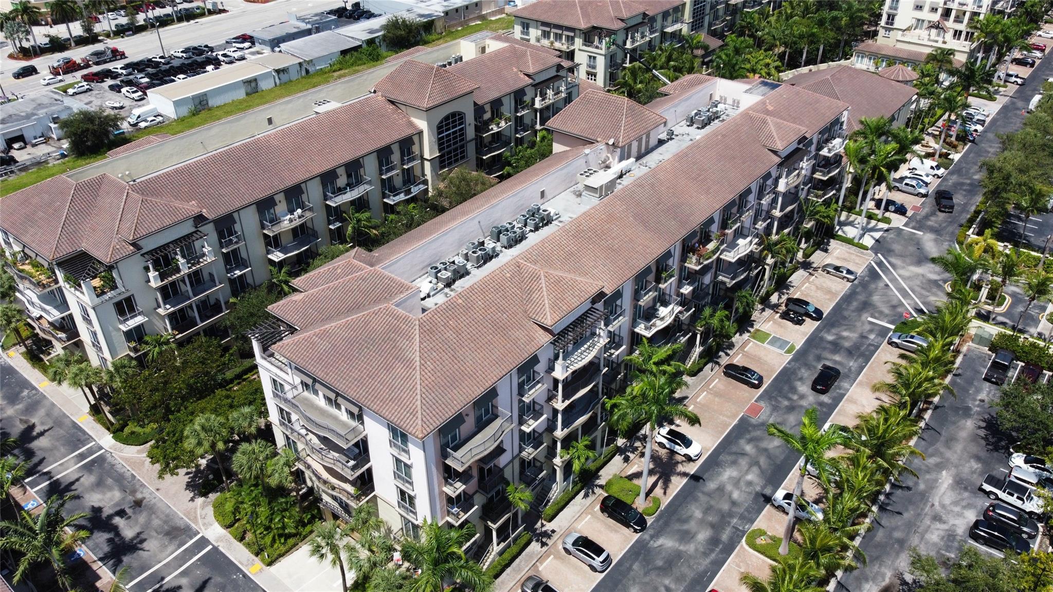 Homes for sale in Wilton Manors, FL | 2601 Ne 14th Ave #105, Wilton Manors, FL 33334 | MLS# F10519539