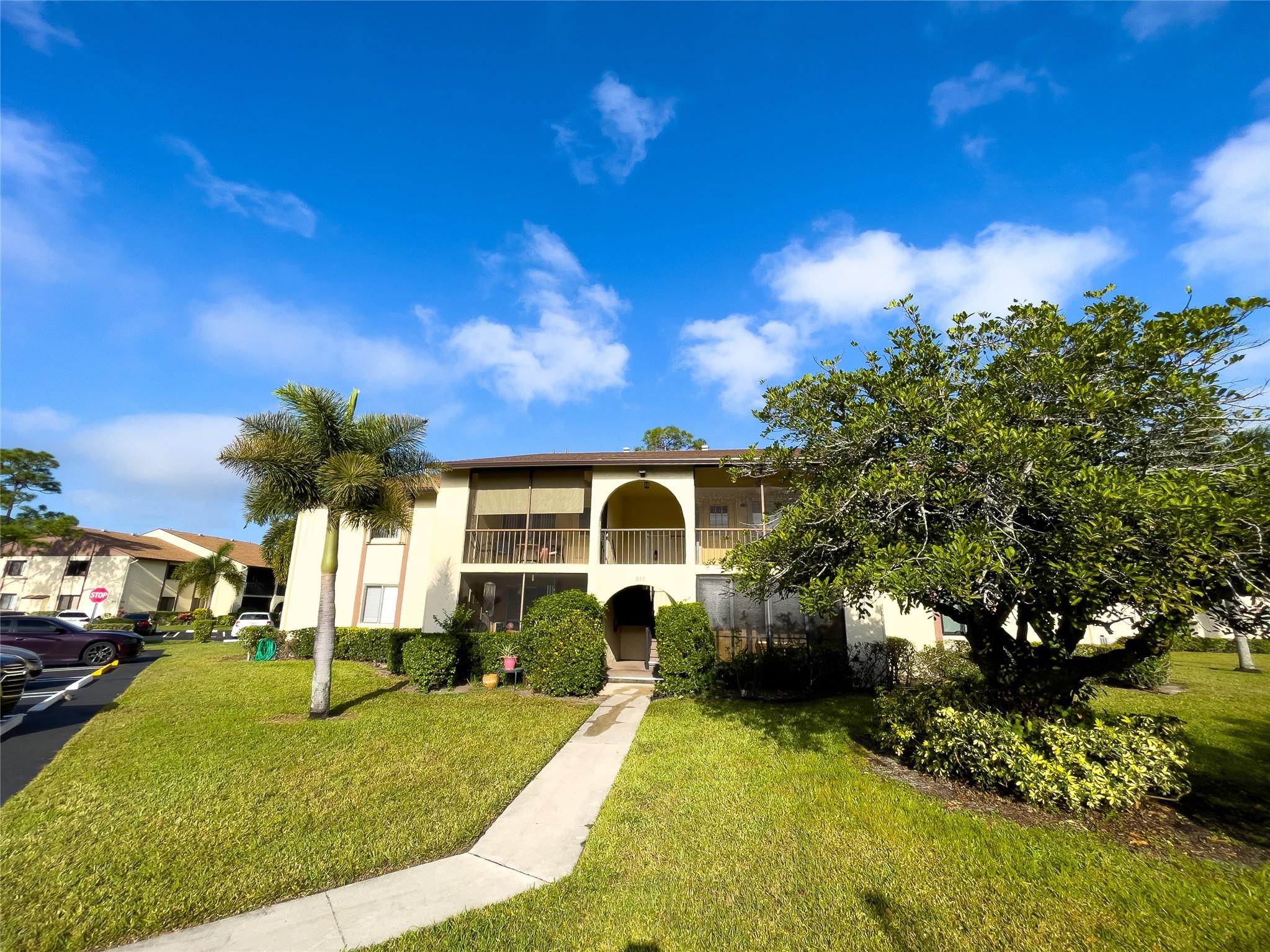 Homes for sale in Greenacres, FL | 317 Knotty Pine Cir #C2, Greenacres, FL 33463 | MLS# F10519361