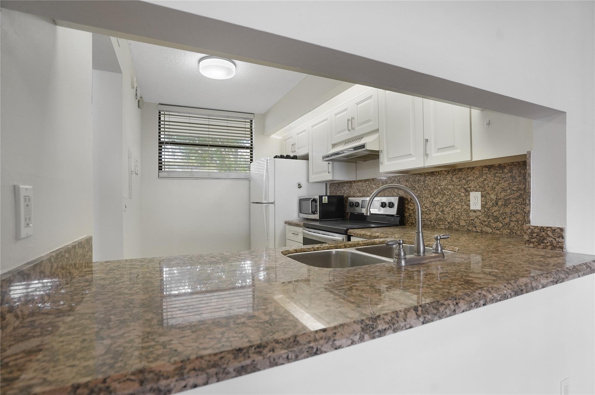 Homes for sale in Oakland Park, FL | 109 Lake Emerald Dr #110, Oakland Park, FL 33309 | MLS# F10519662