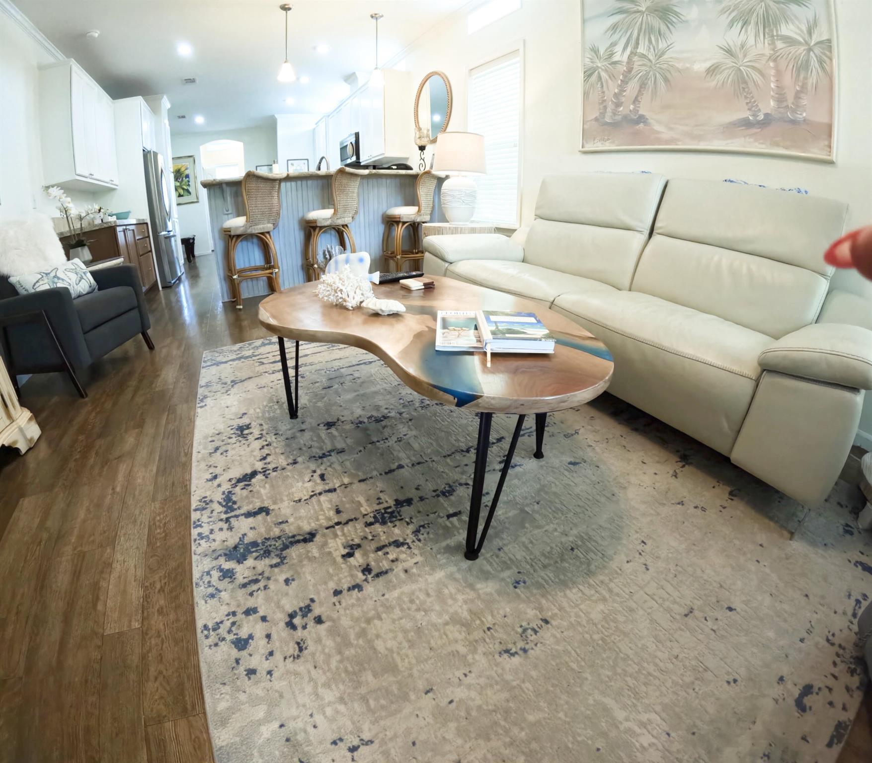 Homes for sale in Lantana, FL | 6119 N Ficus Lane, Lantana, FL 33462 | MLS# R11114434