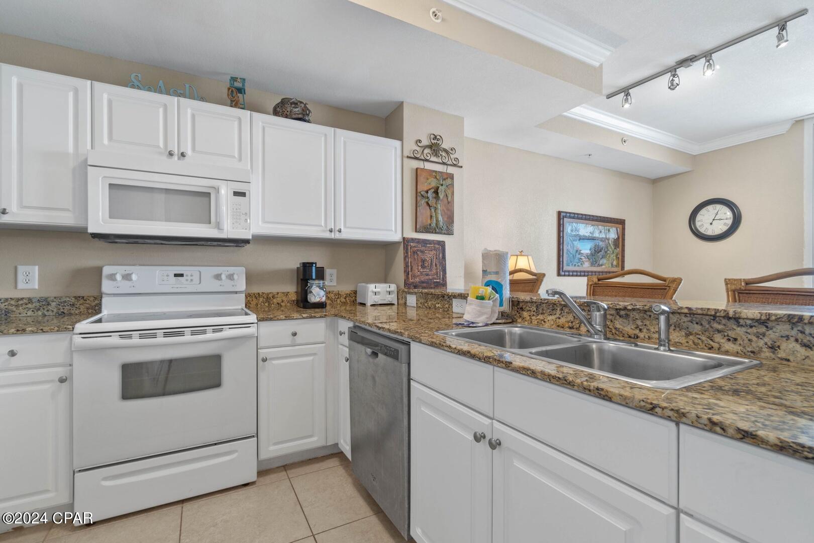 Image 5 For 16819 Front Beach Road  806