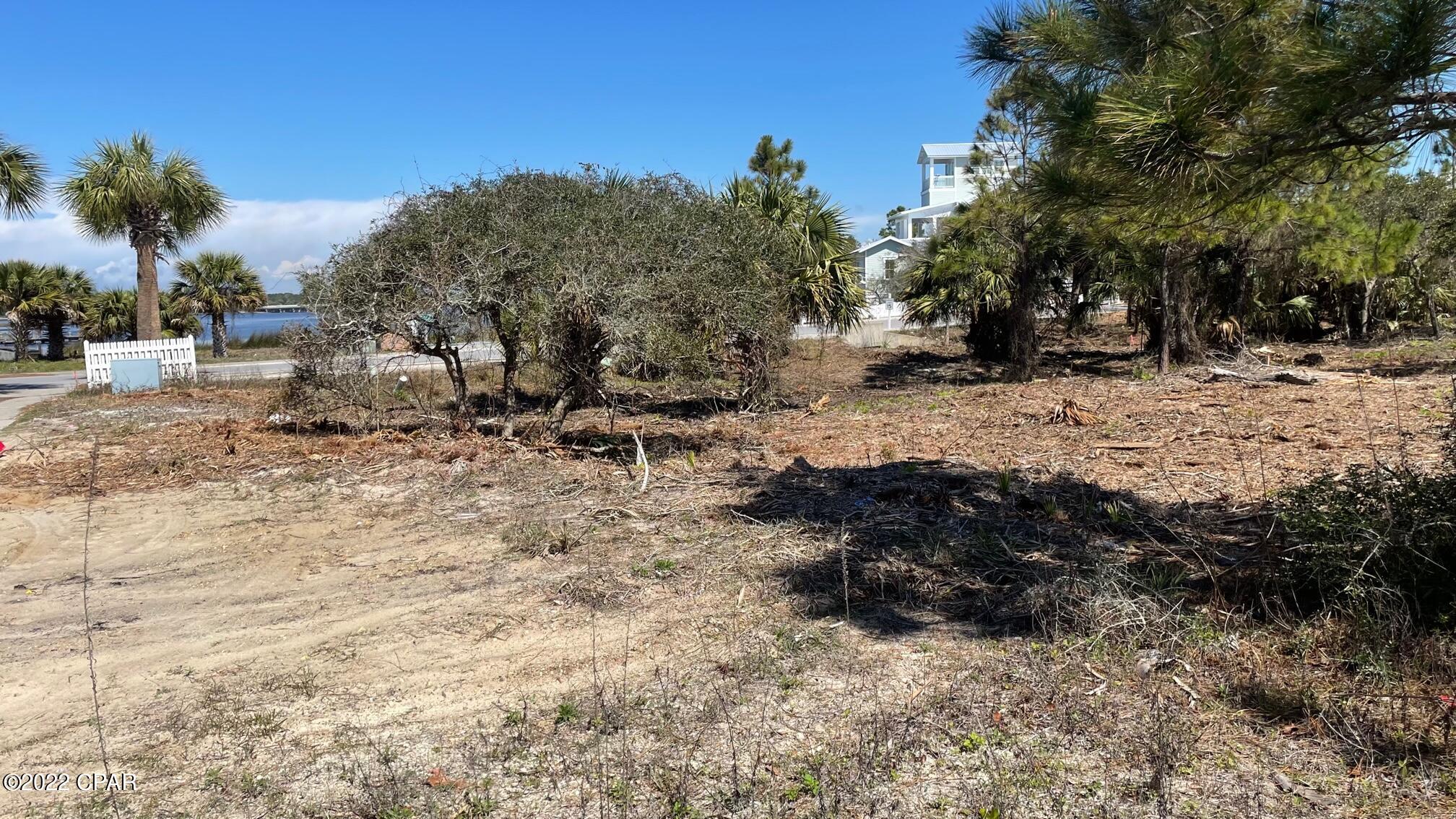 Image 2 For 275 Beachside Drive