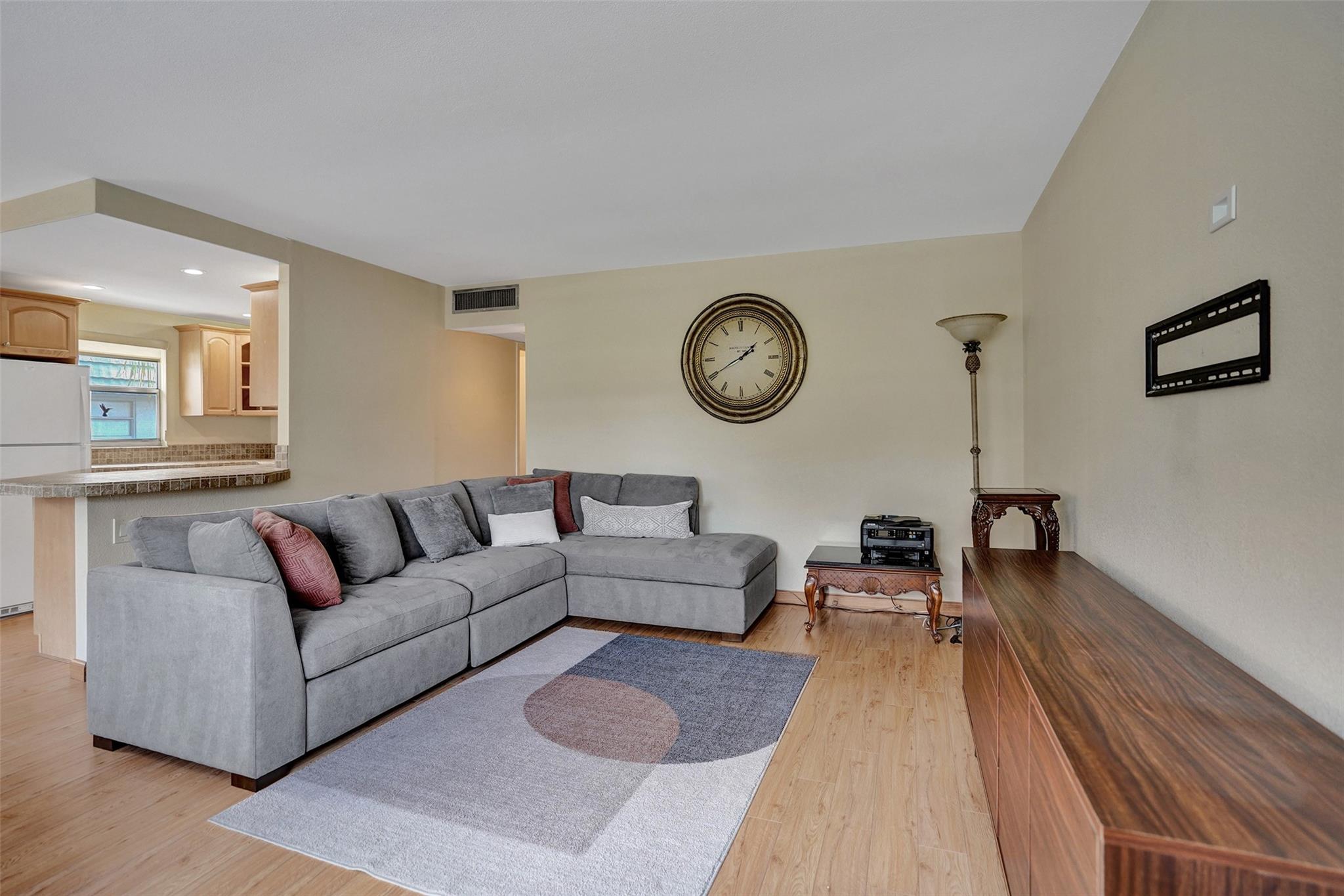 Kings Point Tuscany Condo