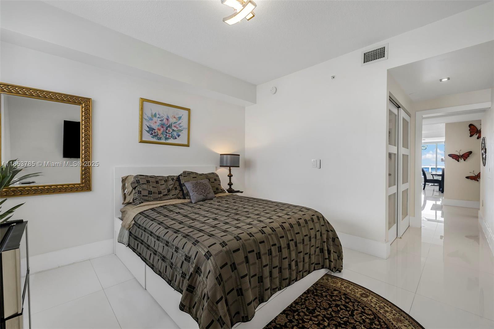 600 NE 27th St #2603, Miami FL 33137
