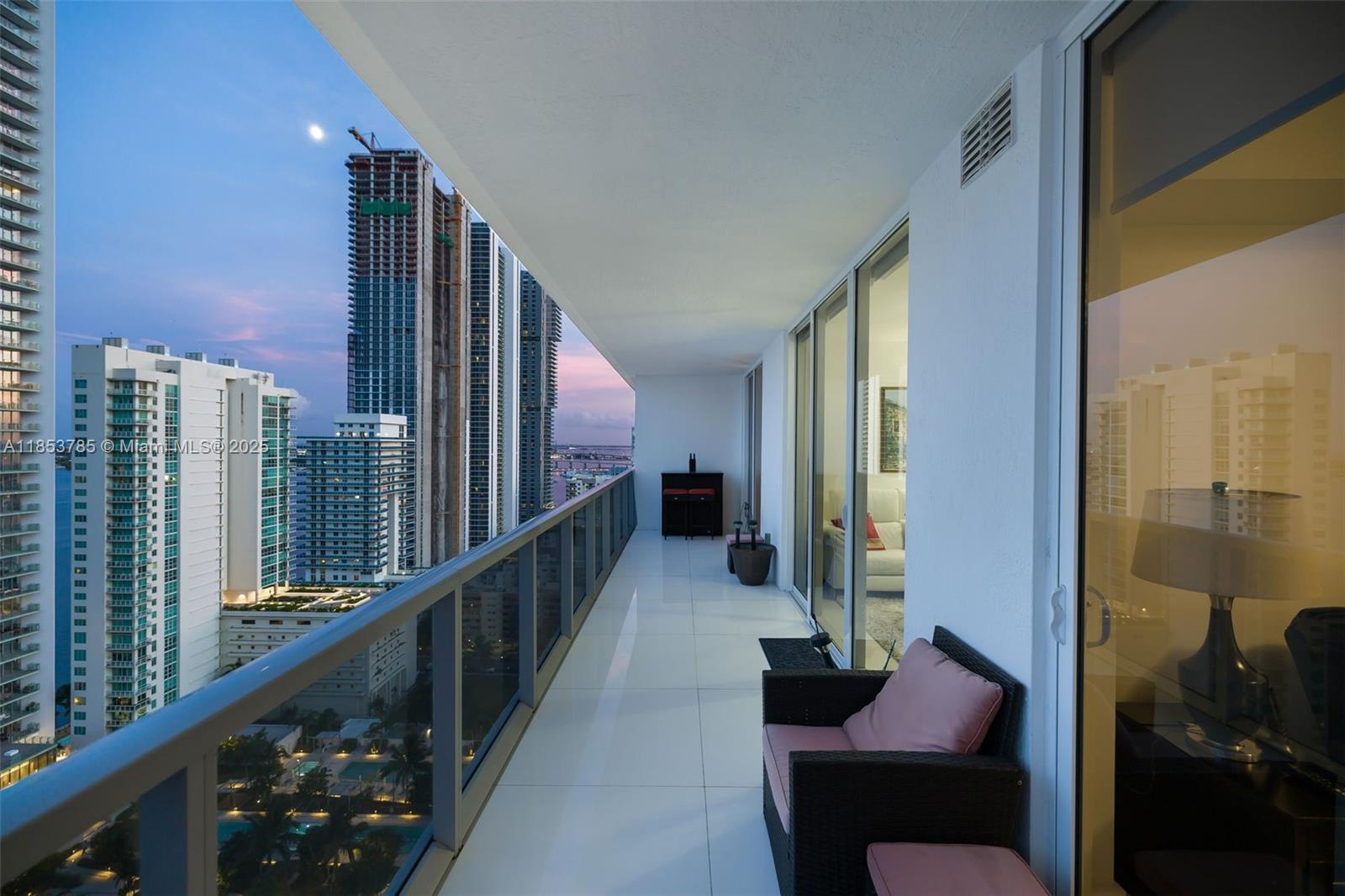 600 NE 27th St #2603, Miami FL 33137