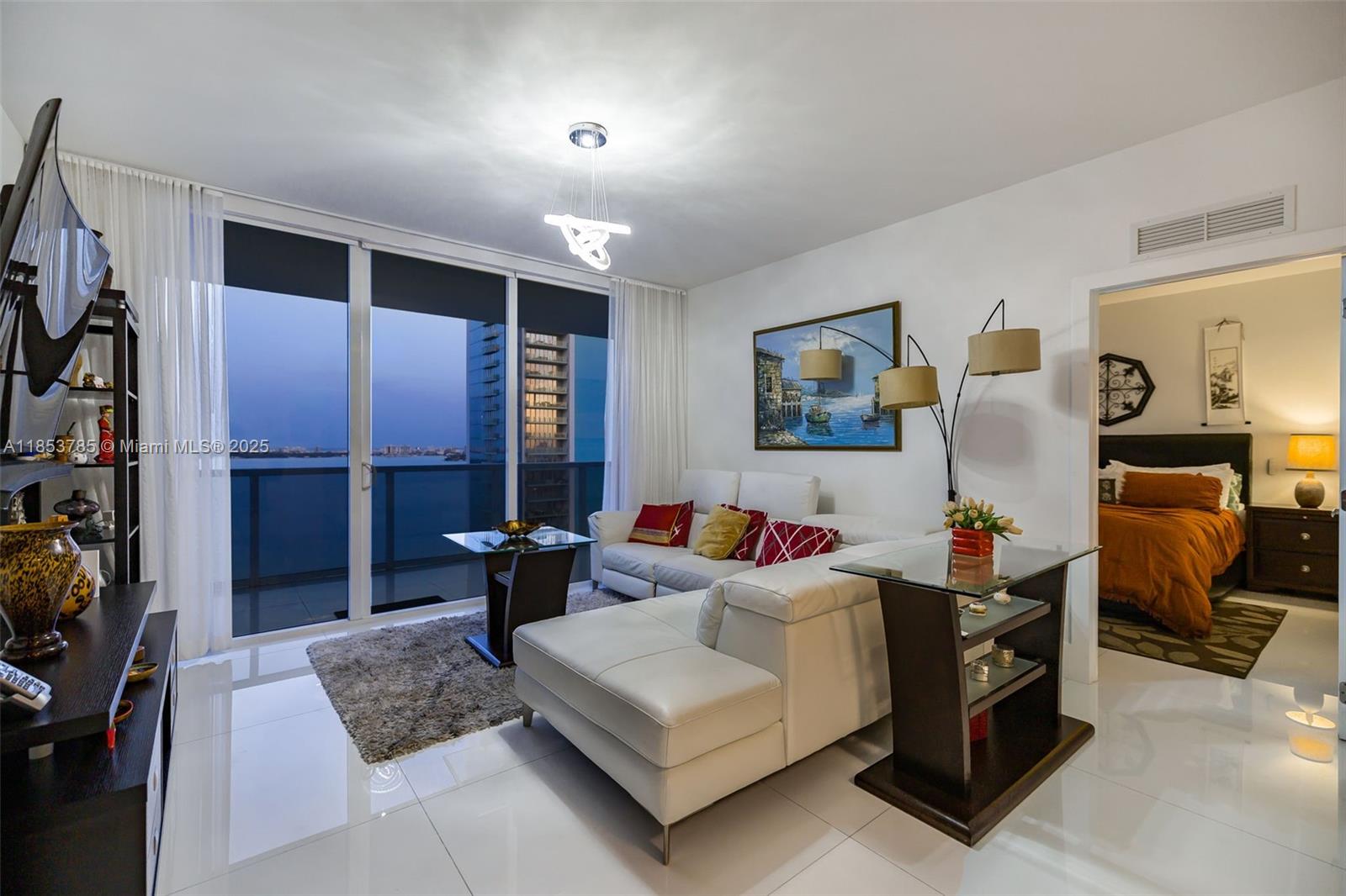 600 NE 27th St #2603, Miami FL 33137